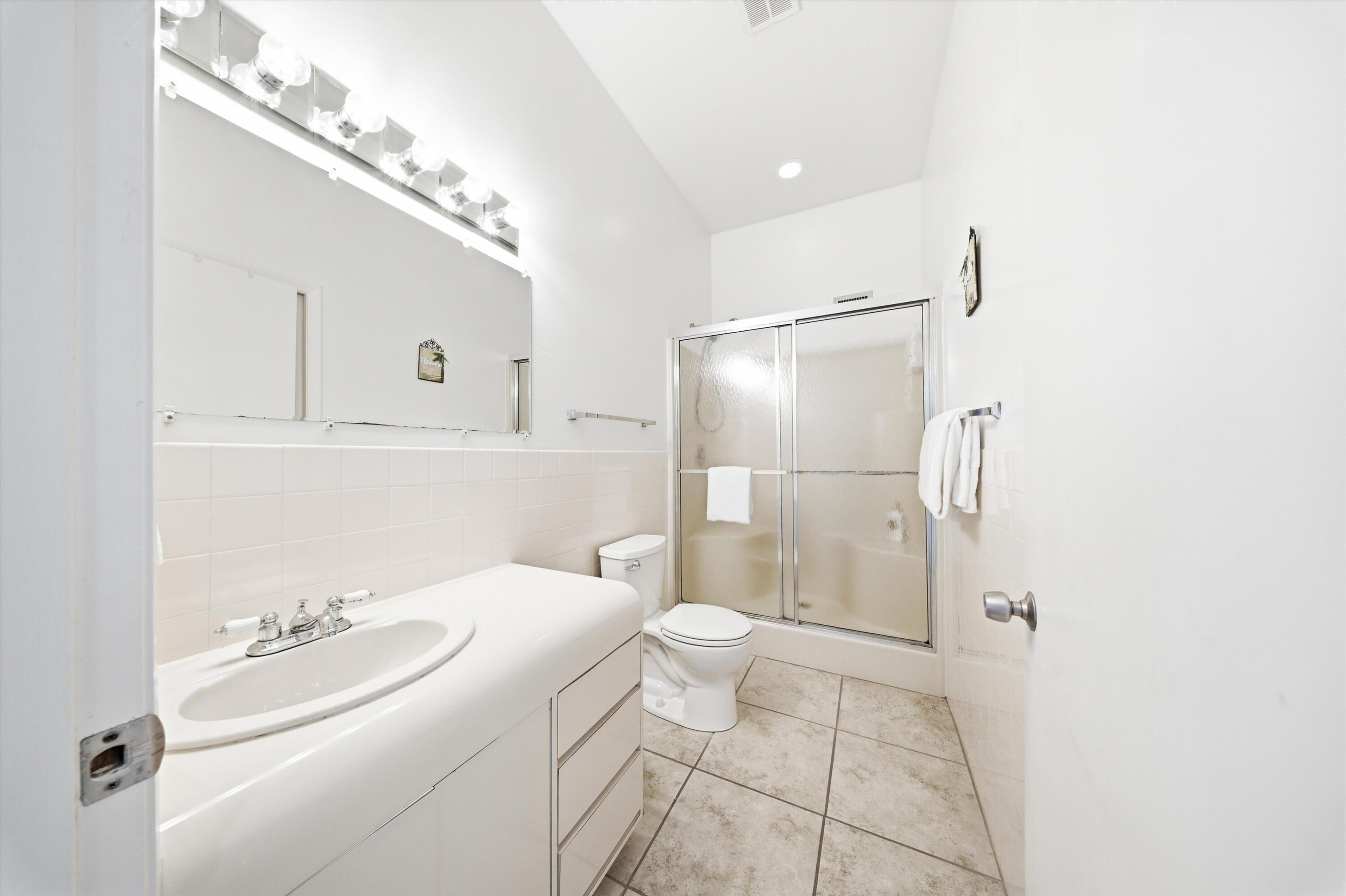 340-350 E Ocean Drive