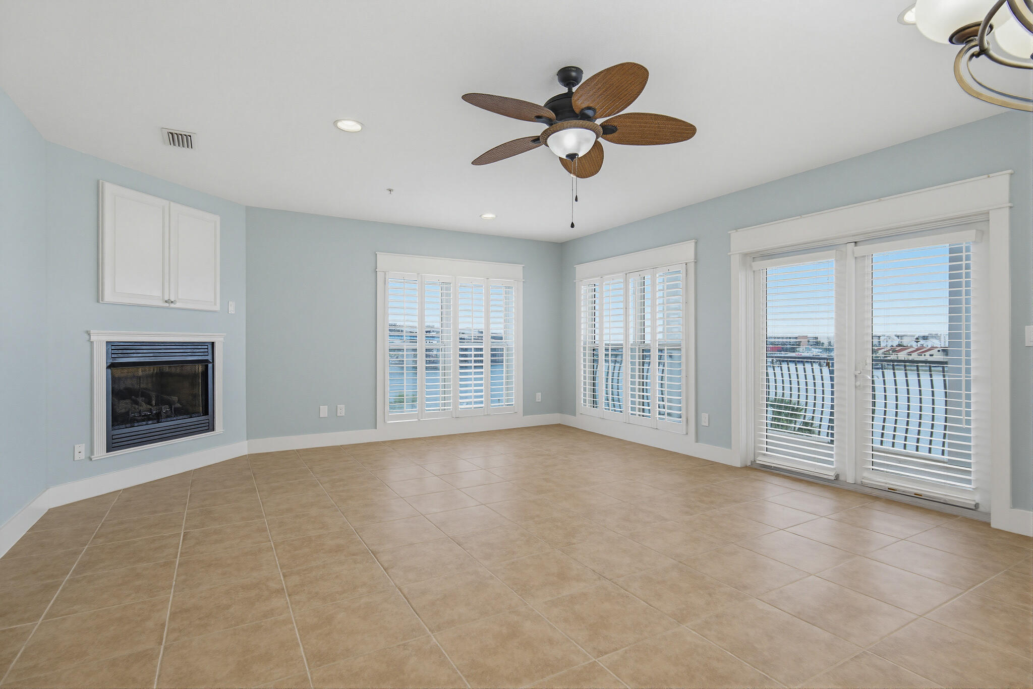 187 Brooks Street UNIT B401