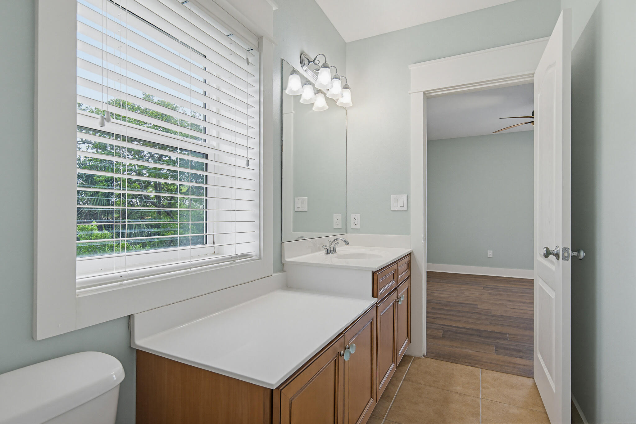 187 Brooks Street UNIT B401