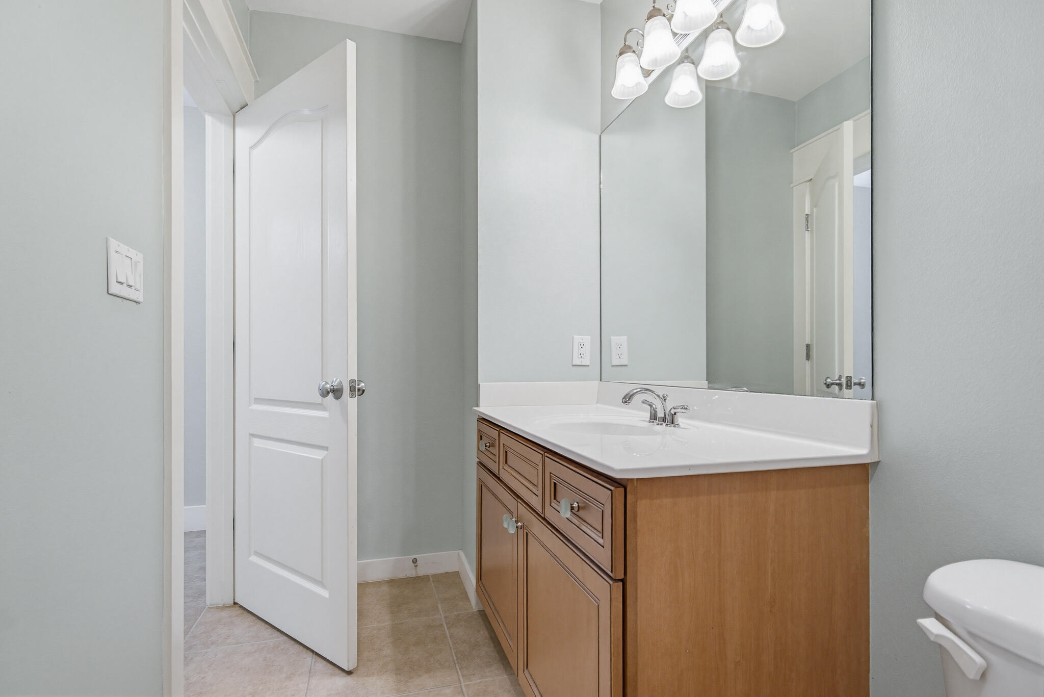187 Brooks Street UNIT B401