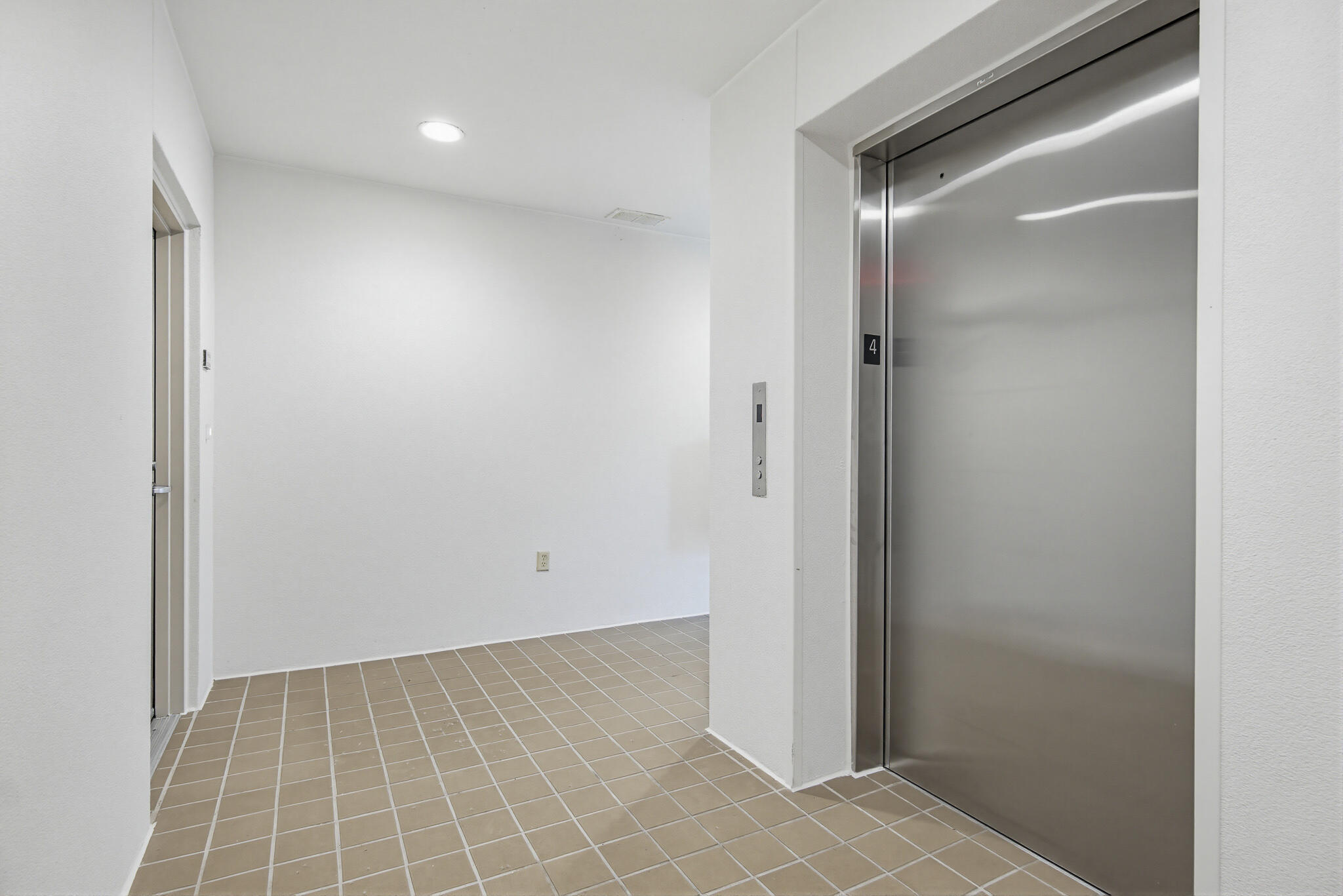187 Brooks Street UNIT B401