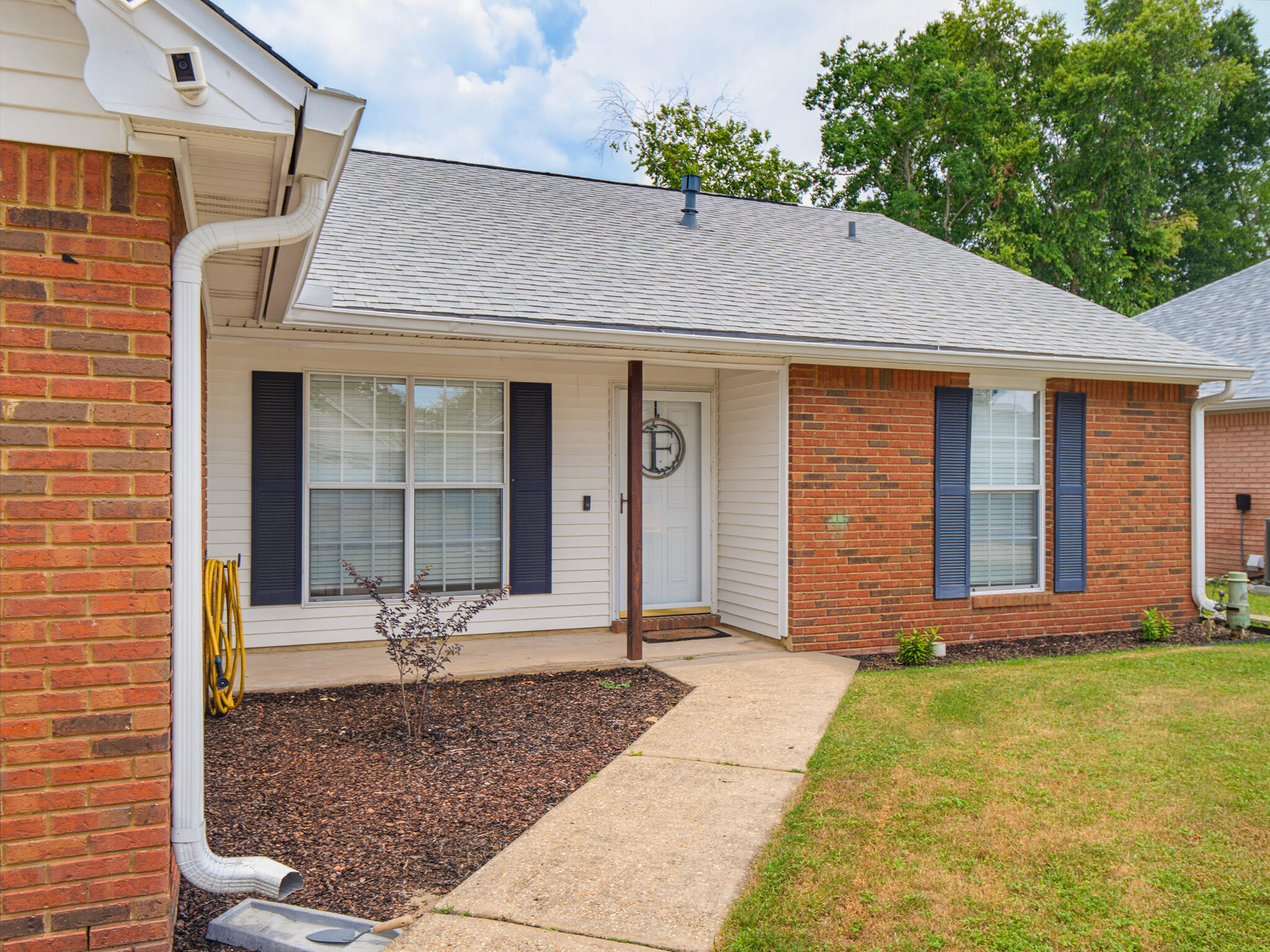 1565 Meadowbrook Court