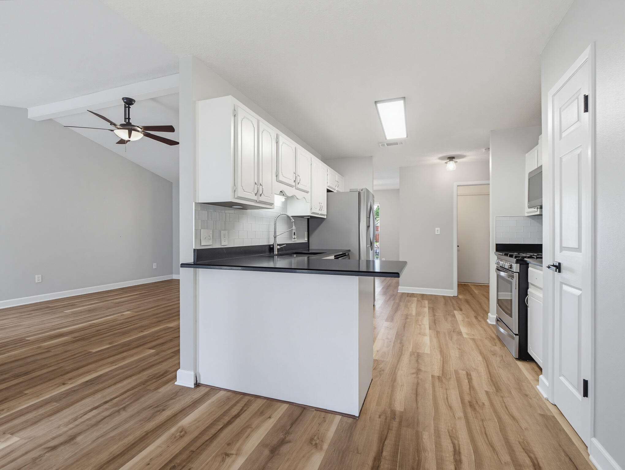 1565 Meadowbrook Court