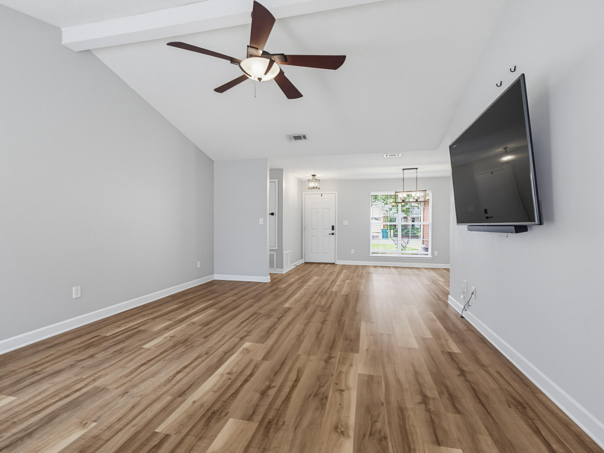 1565 Meadowbrook Court