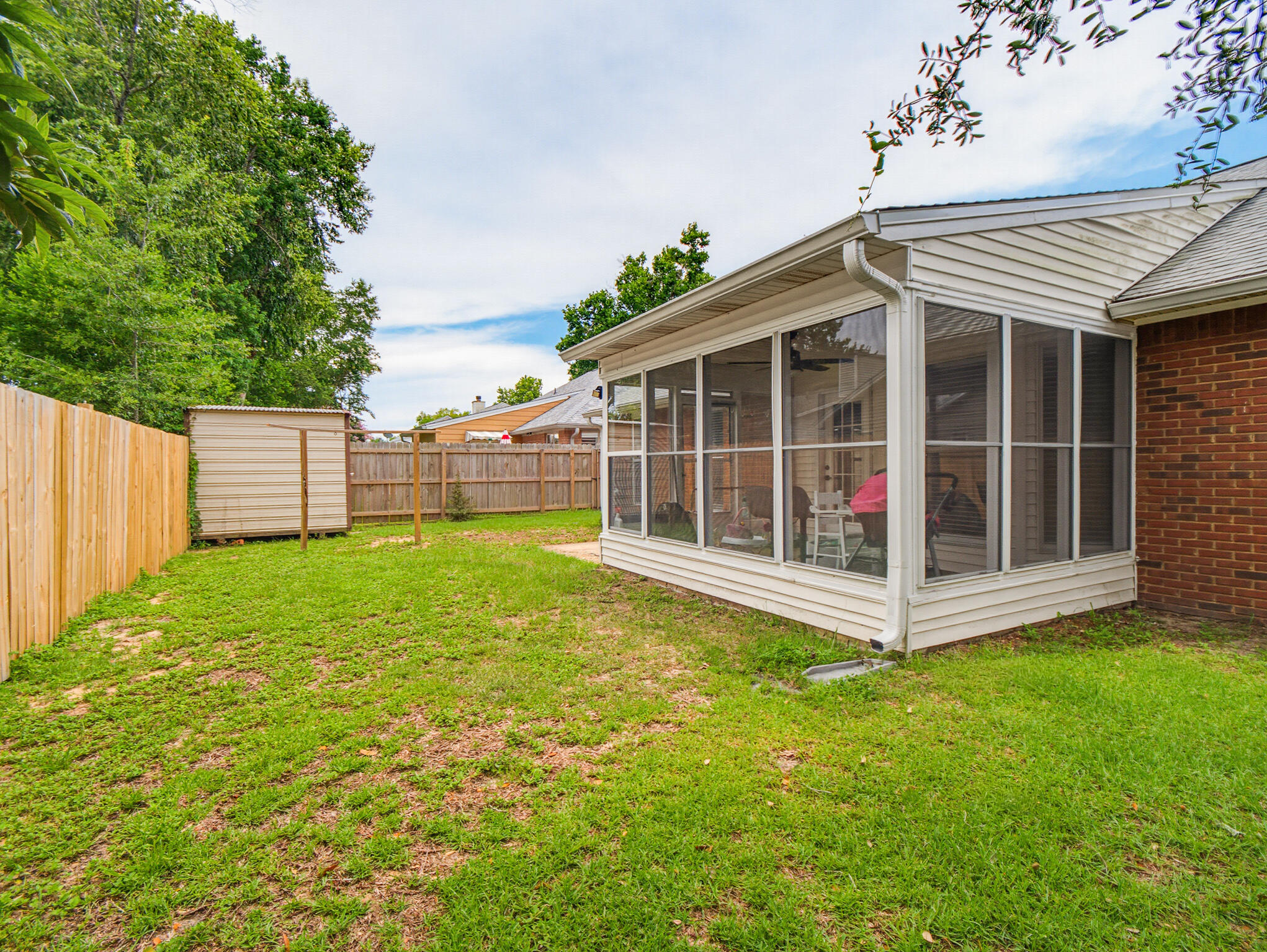 1565 Meadowbrook Court
