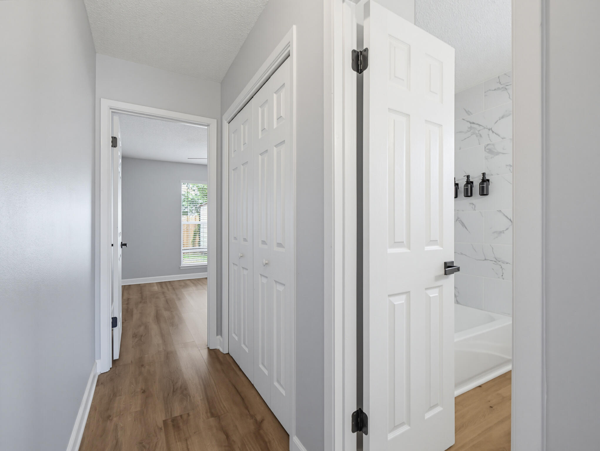 1565 Meadowbrook Court