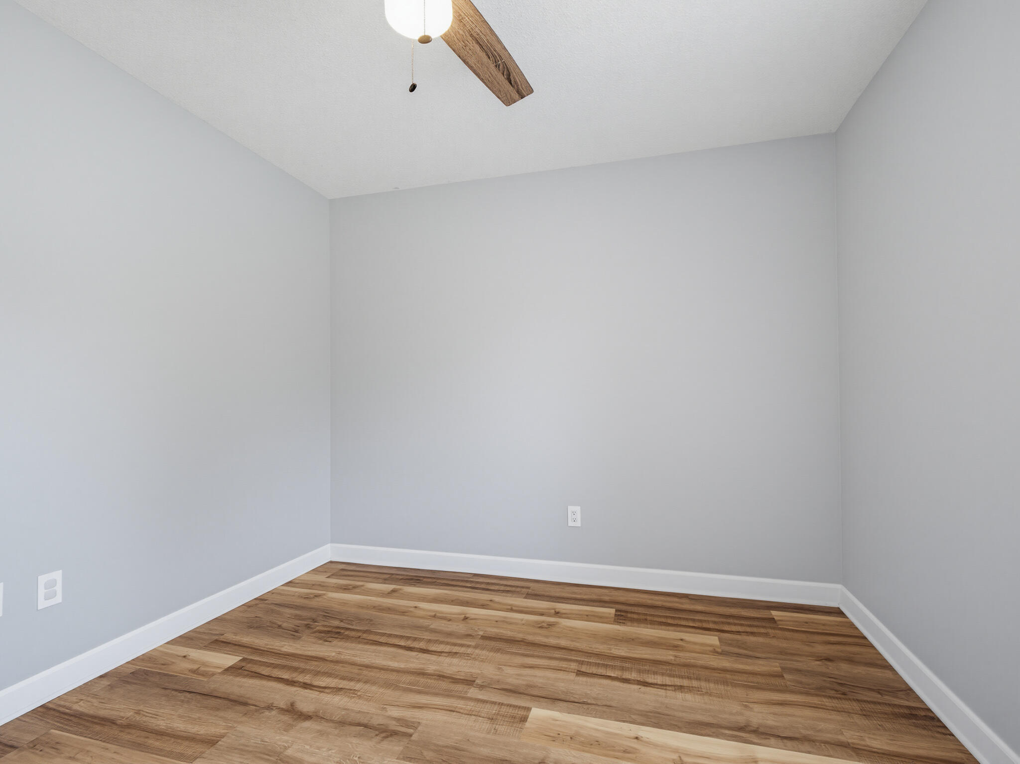 1565 Meadowbrook Court