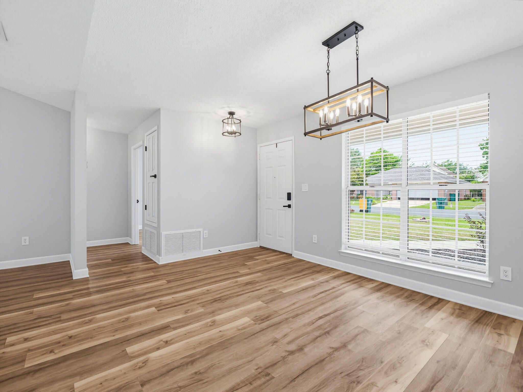 1565 Meadowbrook Court
