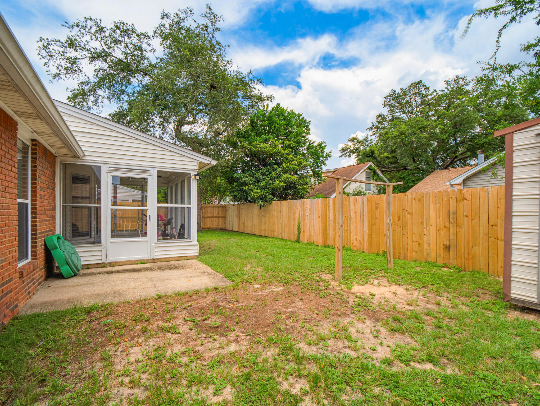 1565 Meadowbrook Court