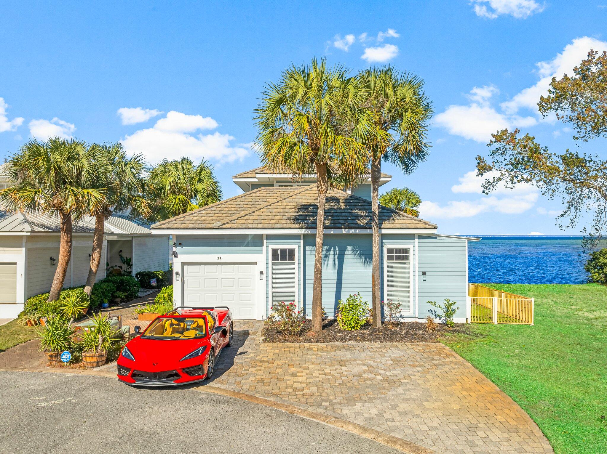 38 Garden Bay Court
