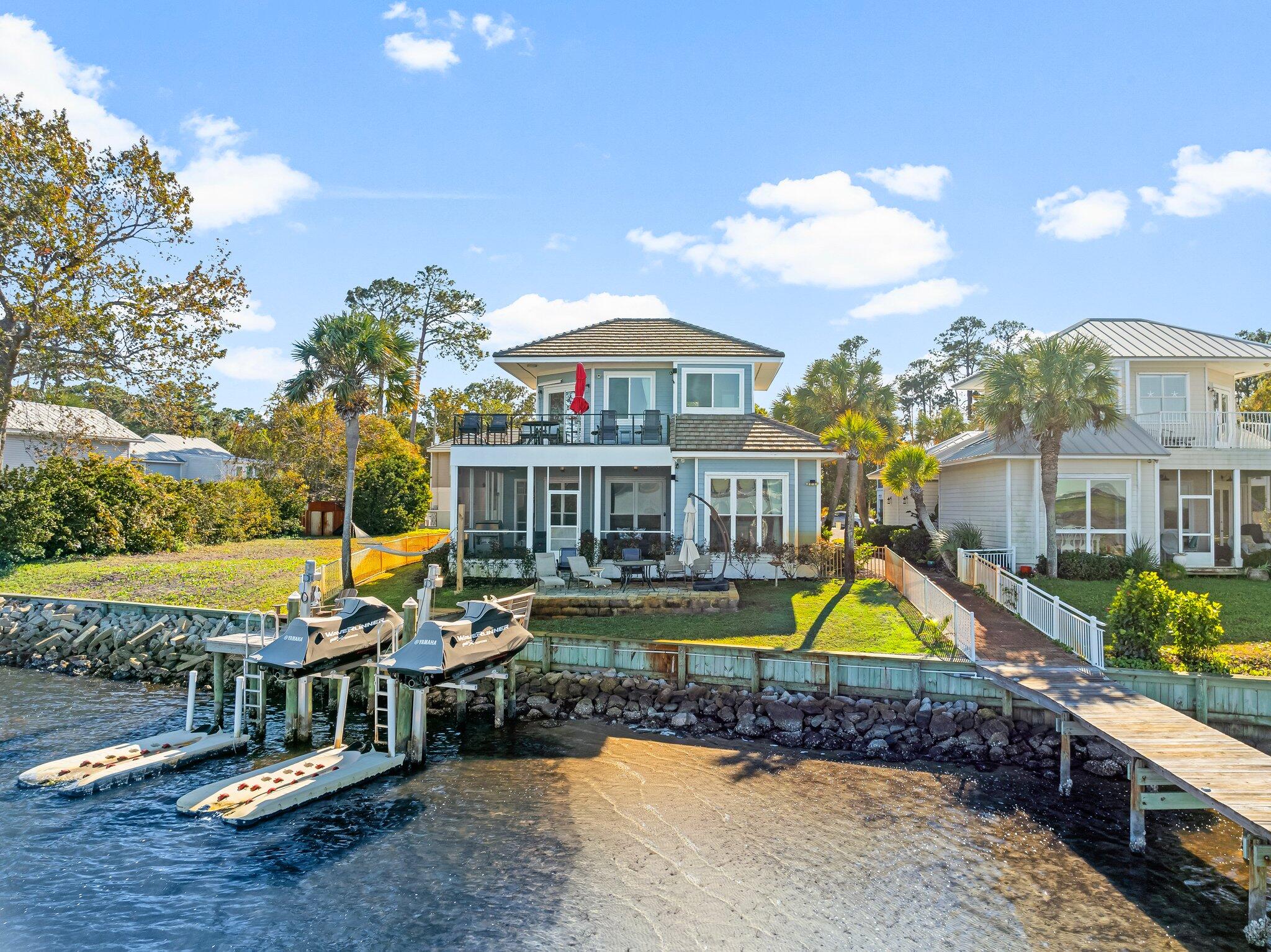 38 Garden Bay Court