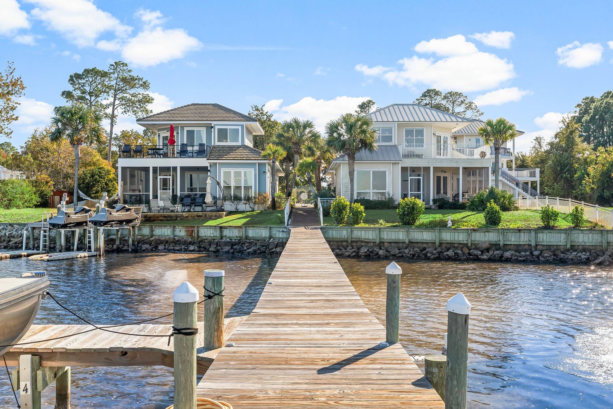 38 Garden Bay Court