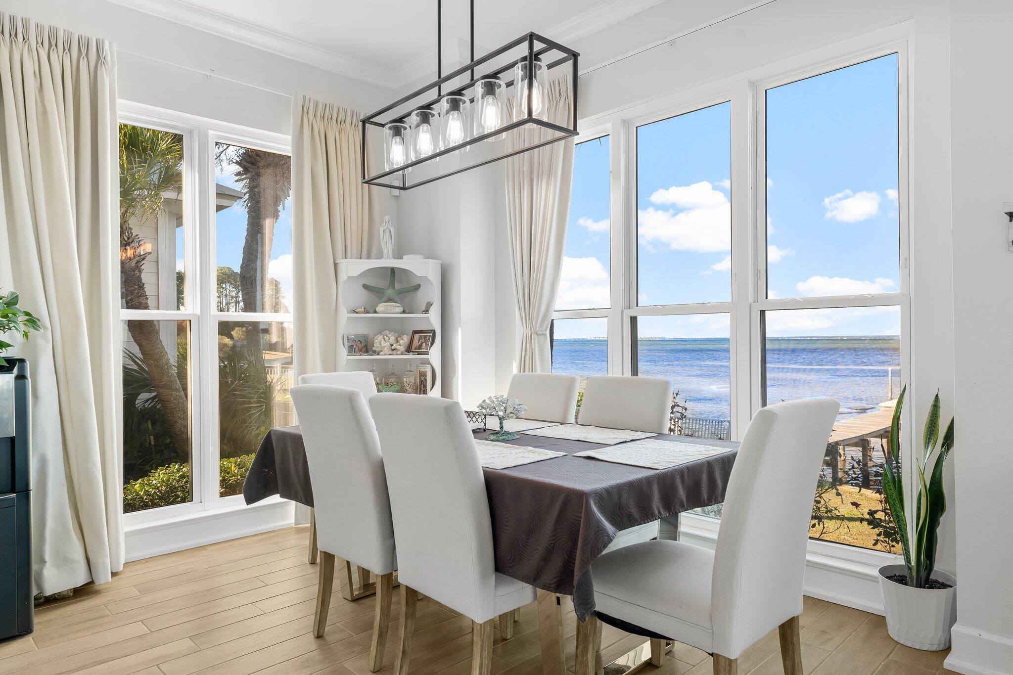 38 Garden Bay Court