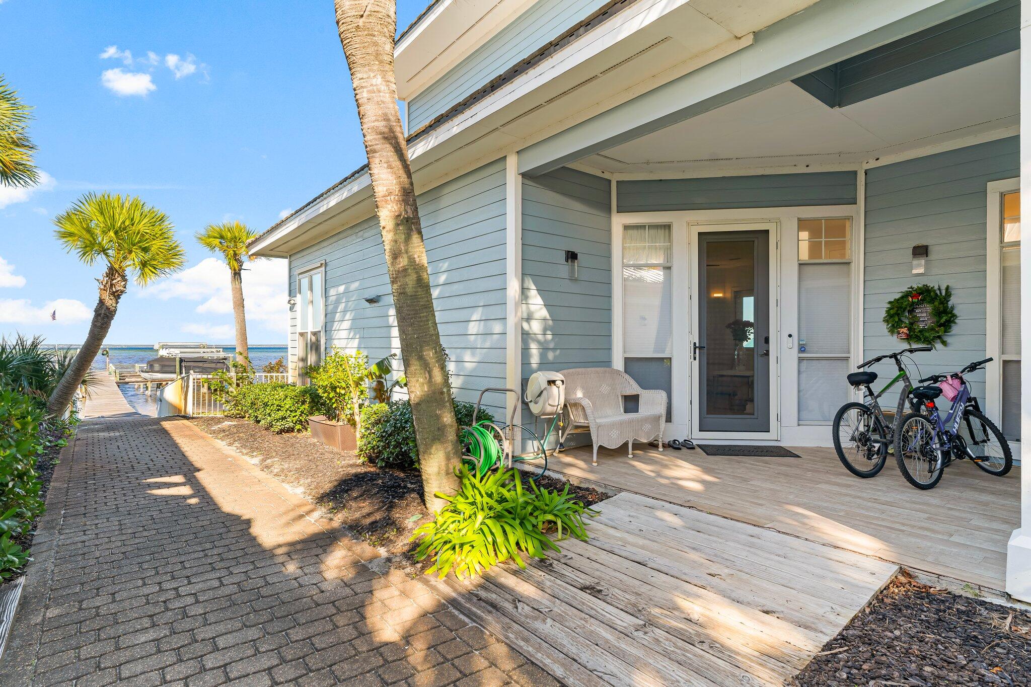 38 Garden Bay Court