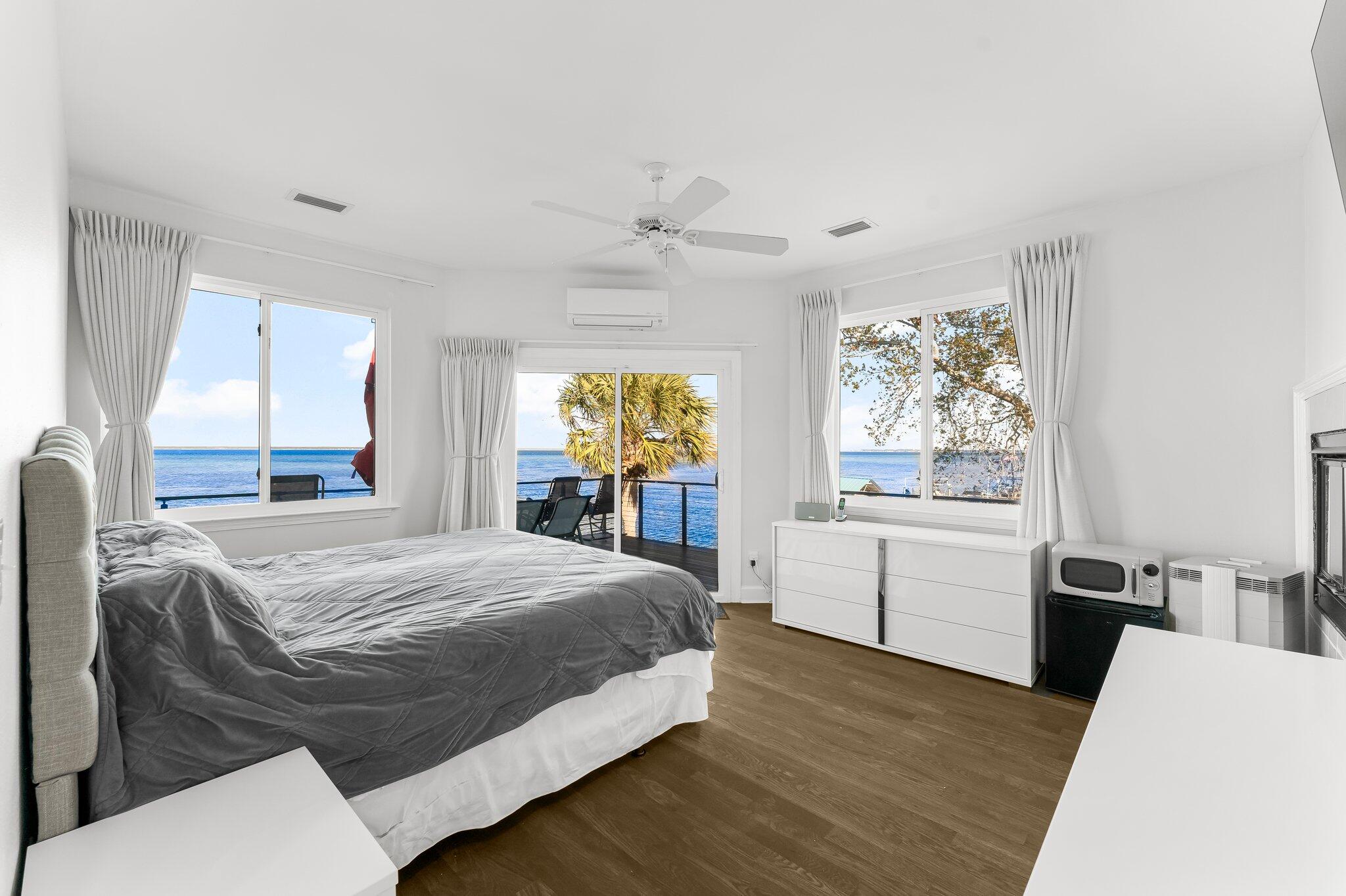 38 Garden Bay Court