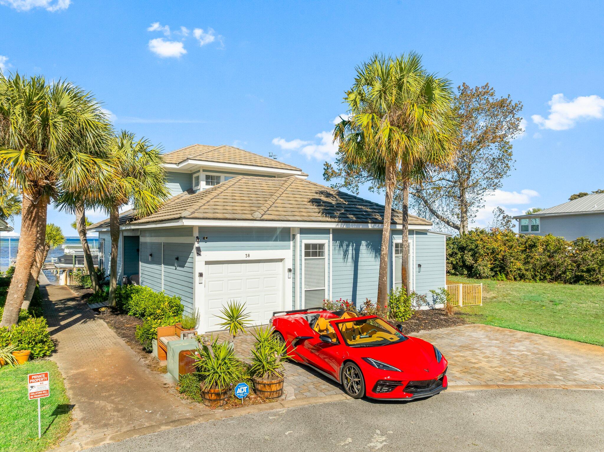 38 Garden Bay Court