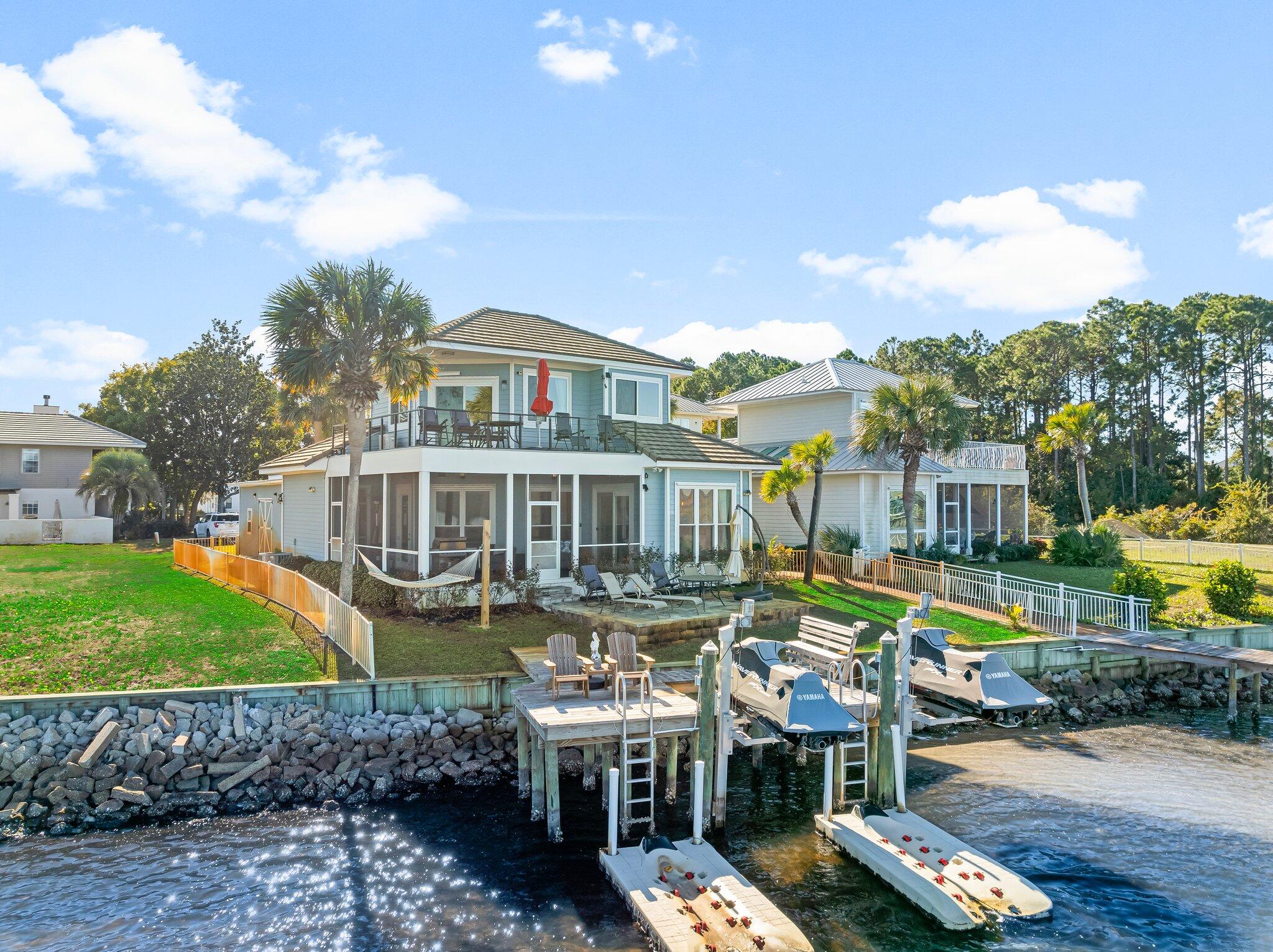 38 Garden Bay Court