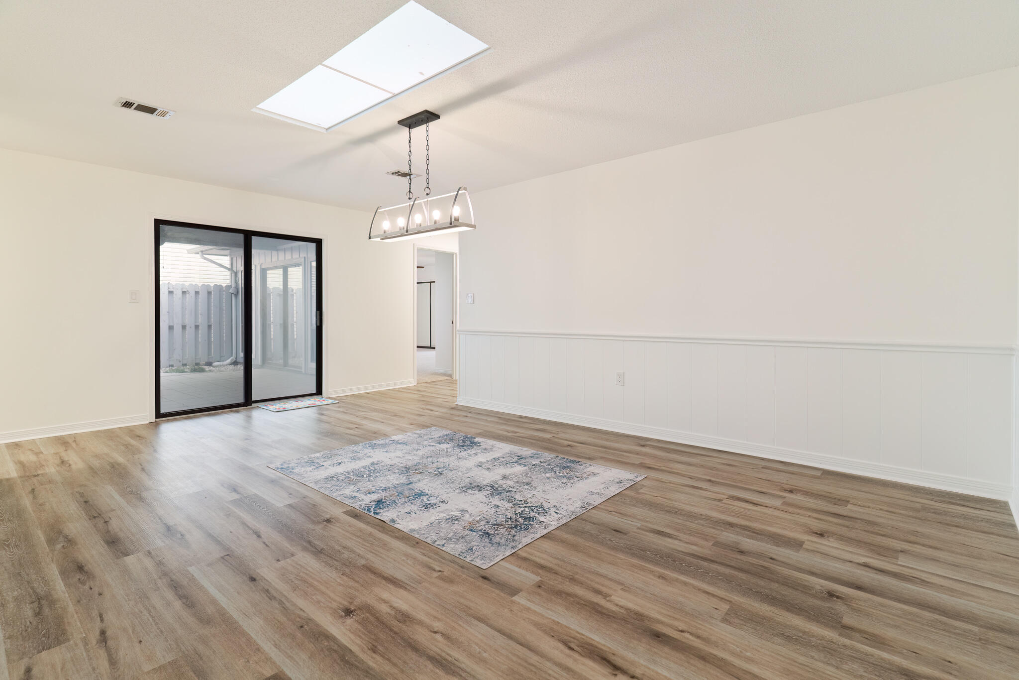 935 Holbrook Circle