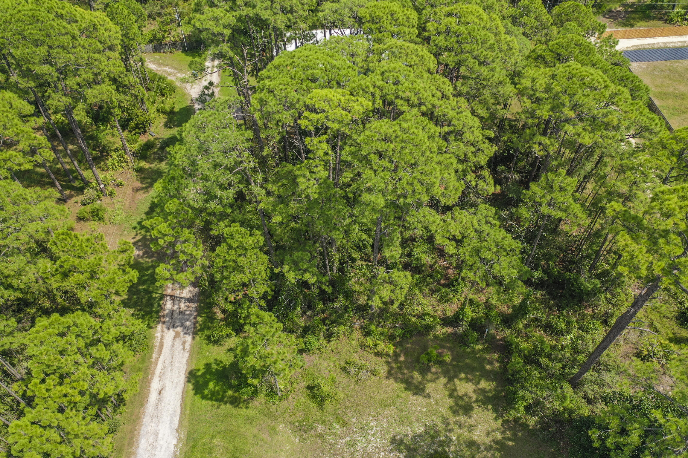 48 Whispering Shr Cove