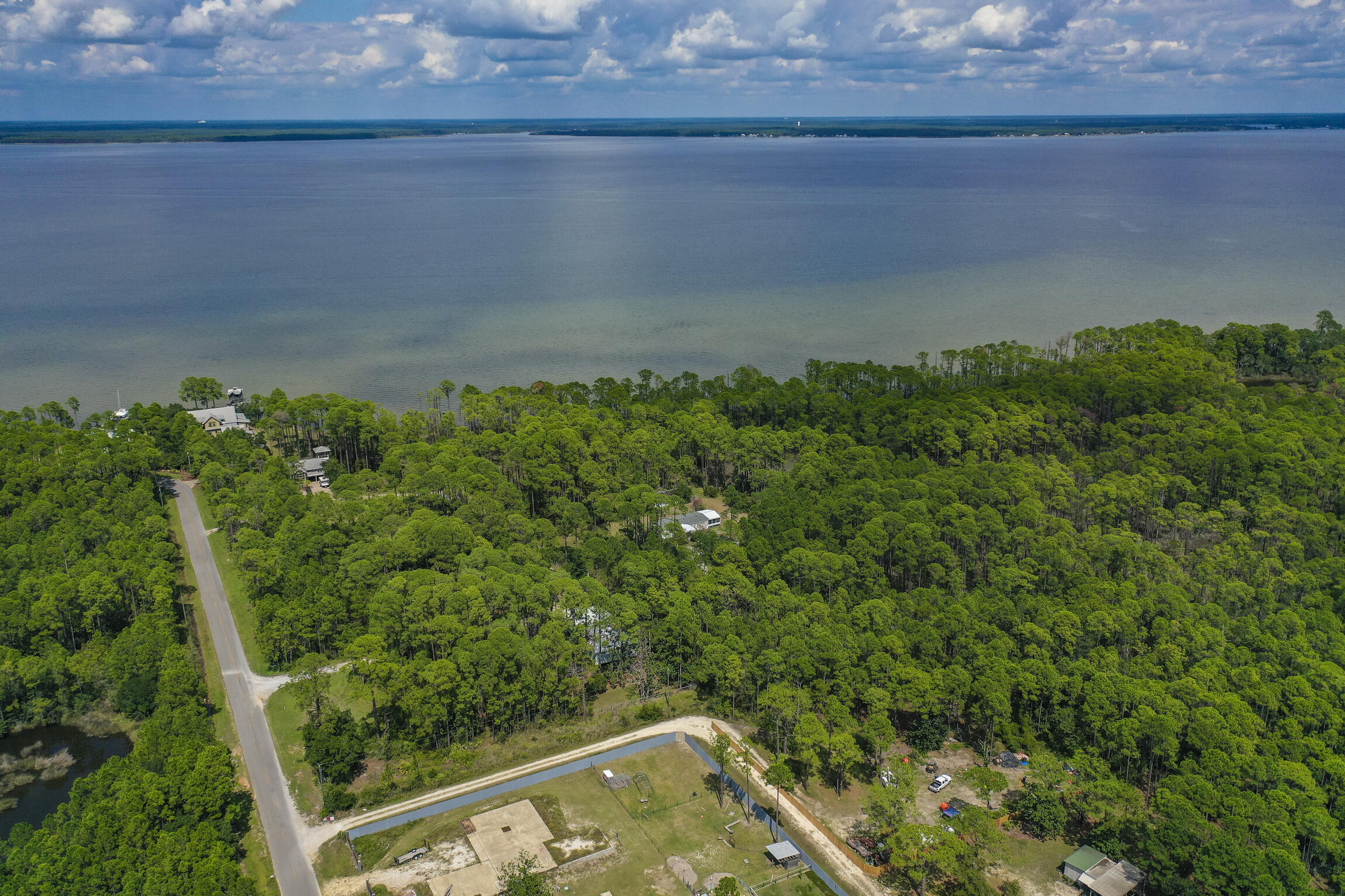 48 Whispering Shr Cove