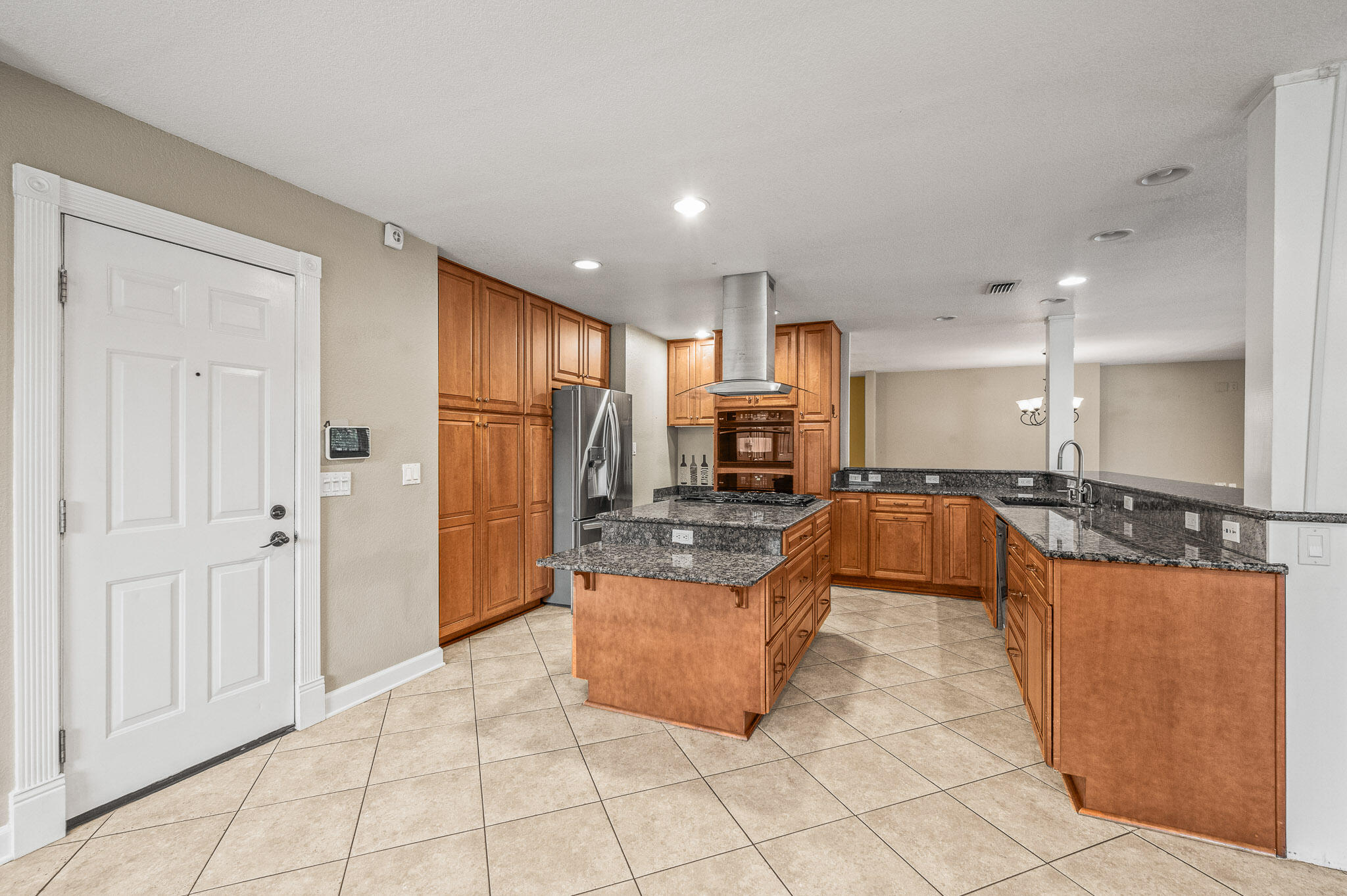3 NE Windsor Lane