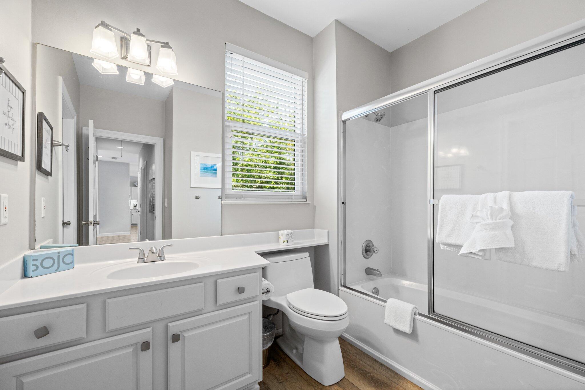 8512 Turnberry Court 8512