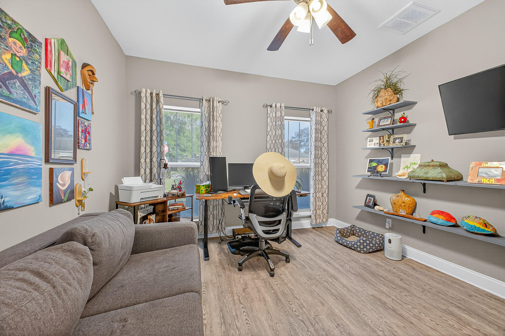 61B 6Th Street