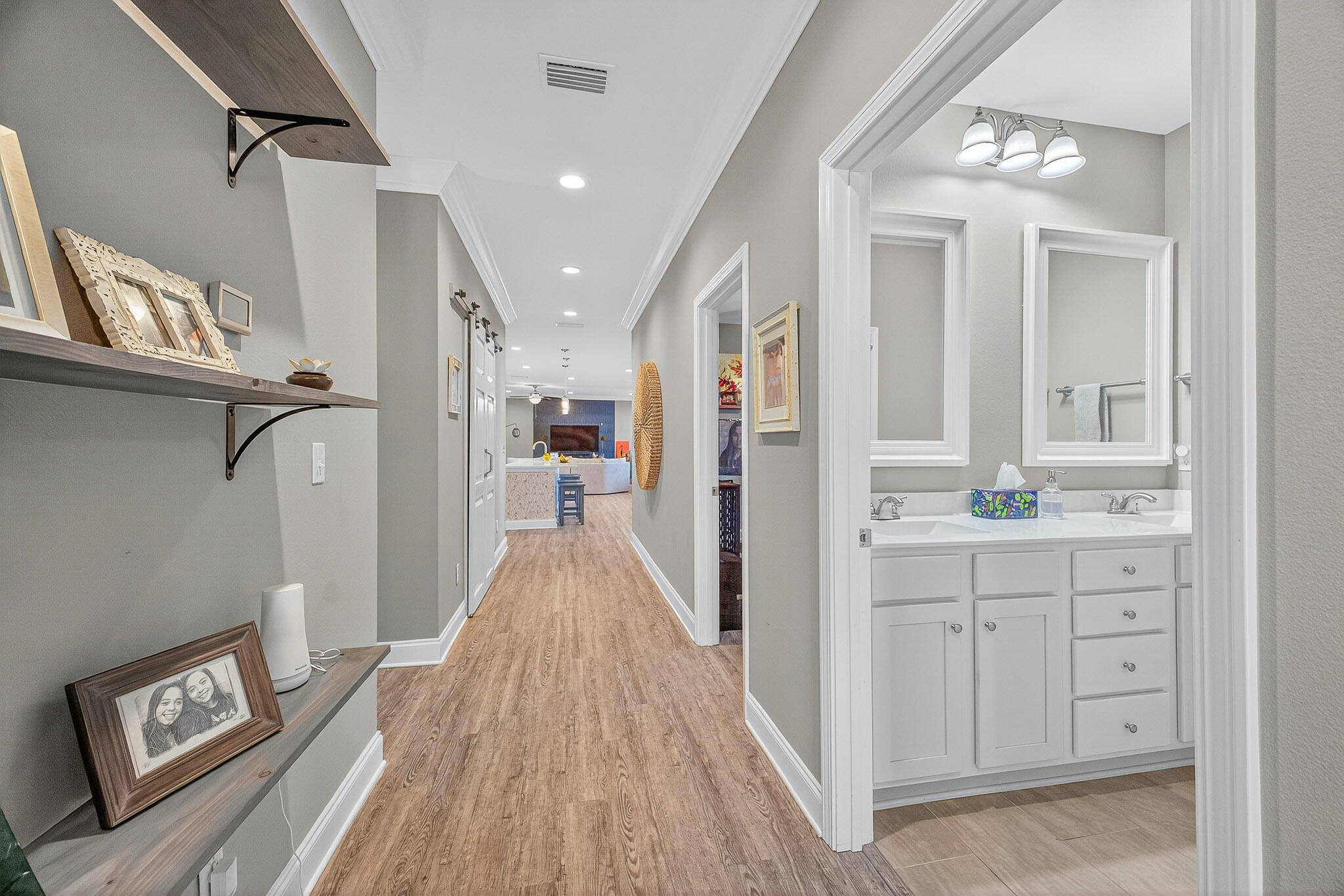 61B 6Th Street
