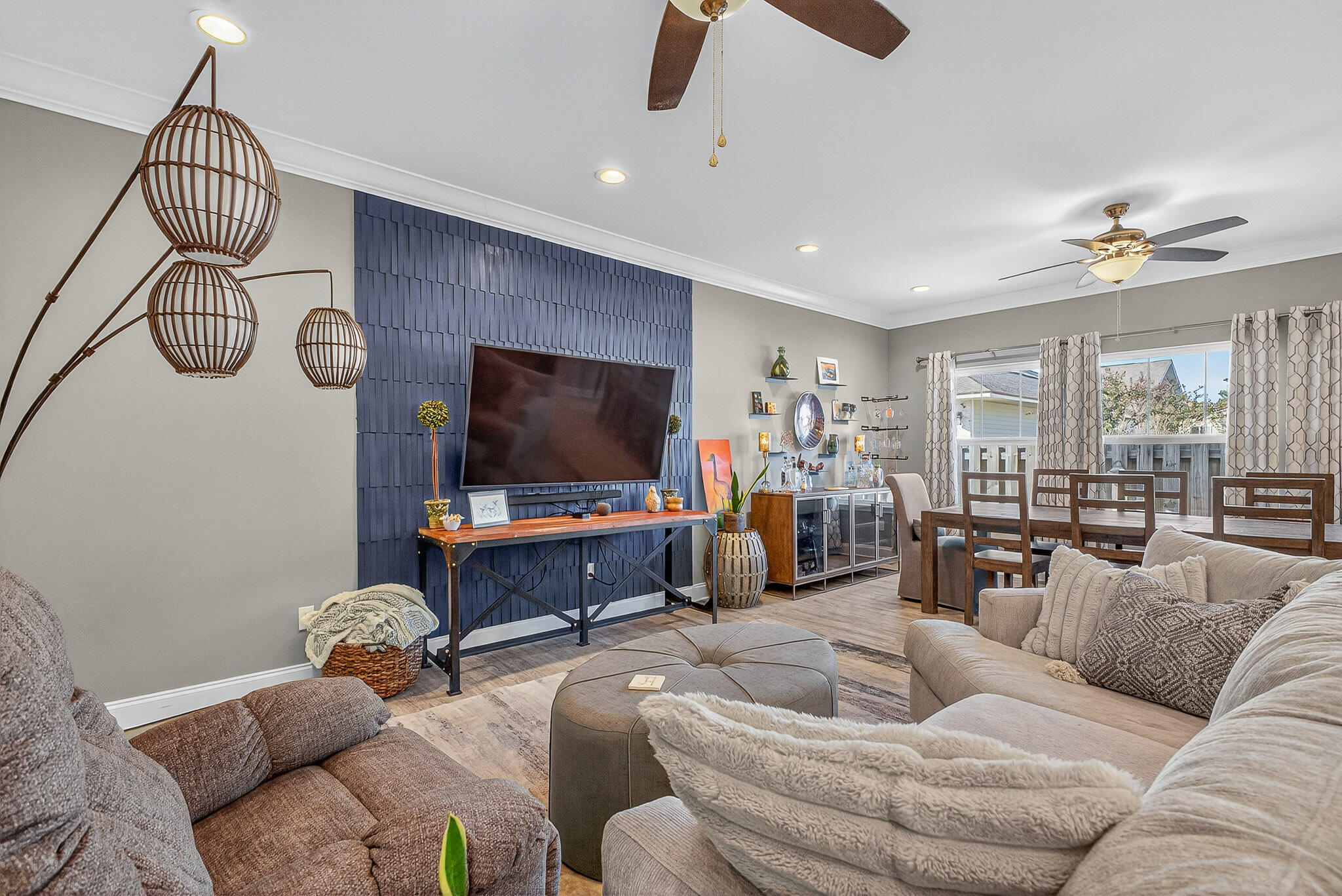 61B 6Th Street