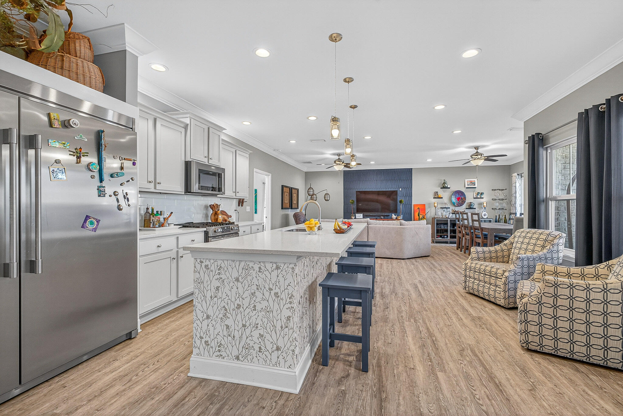 61B 6Th Street