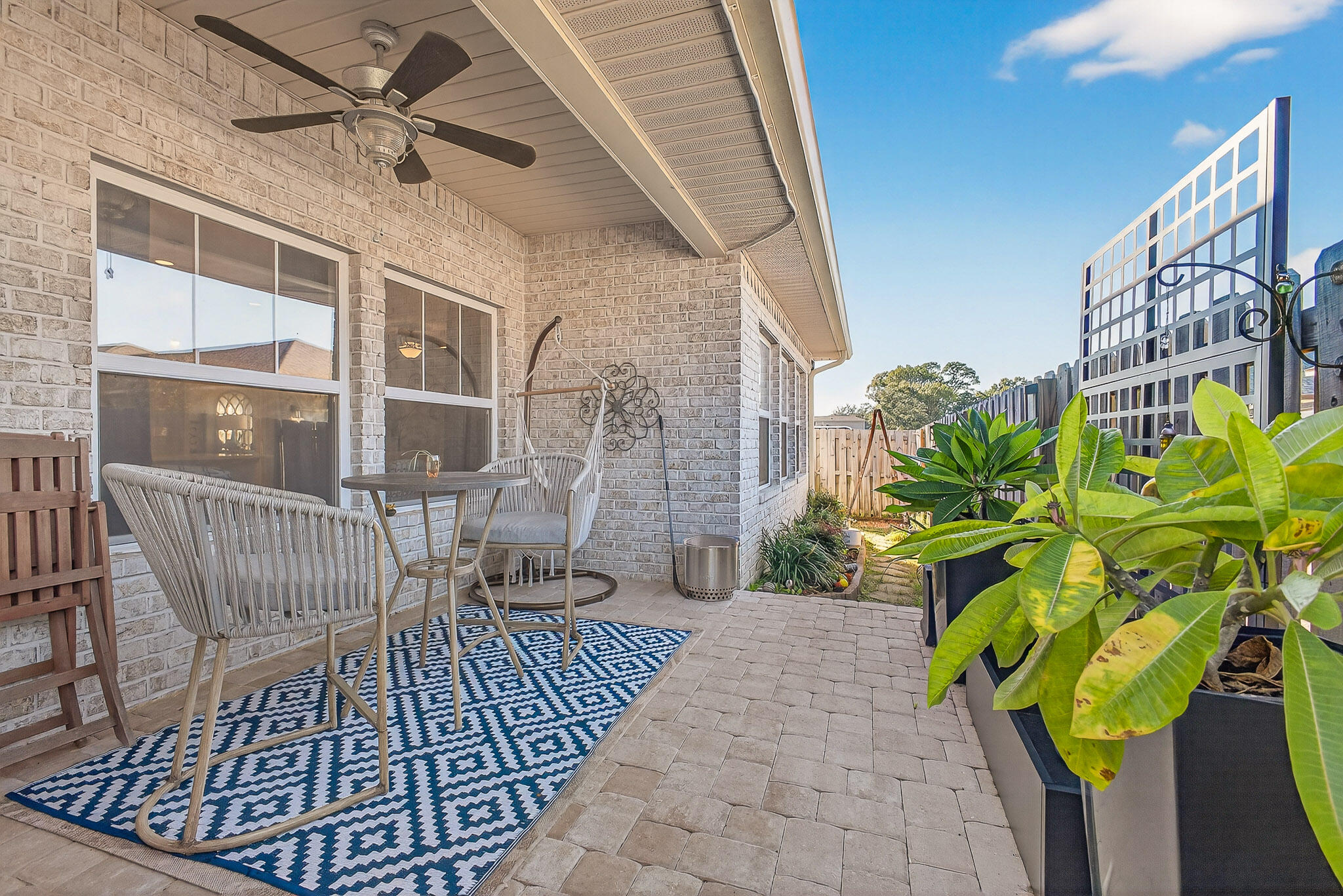 61B 6Th Street