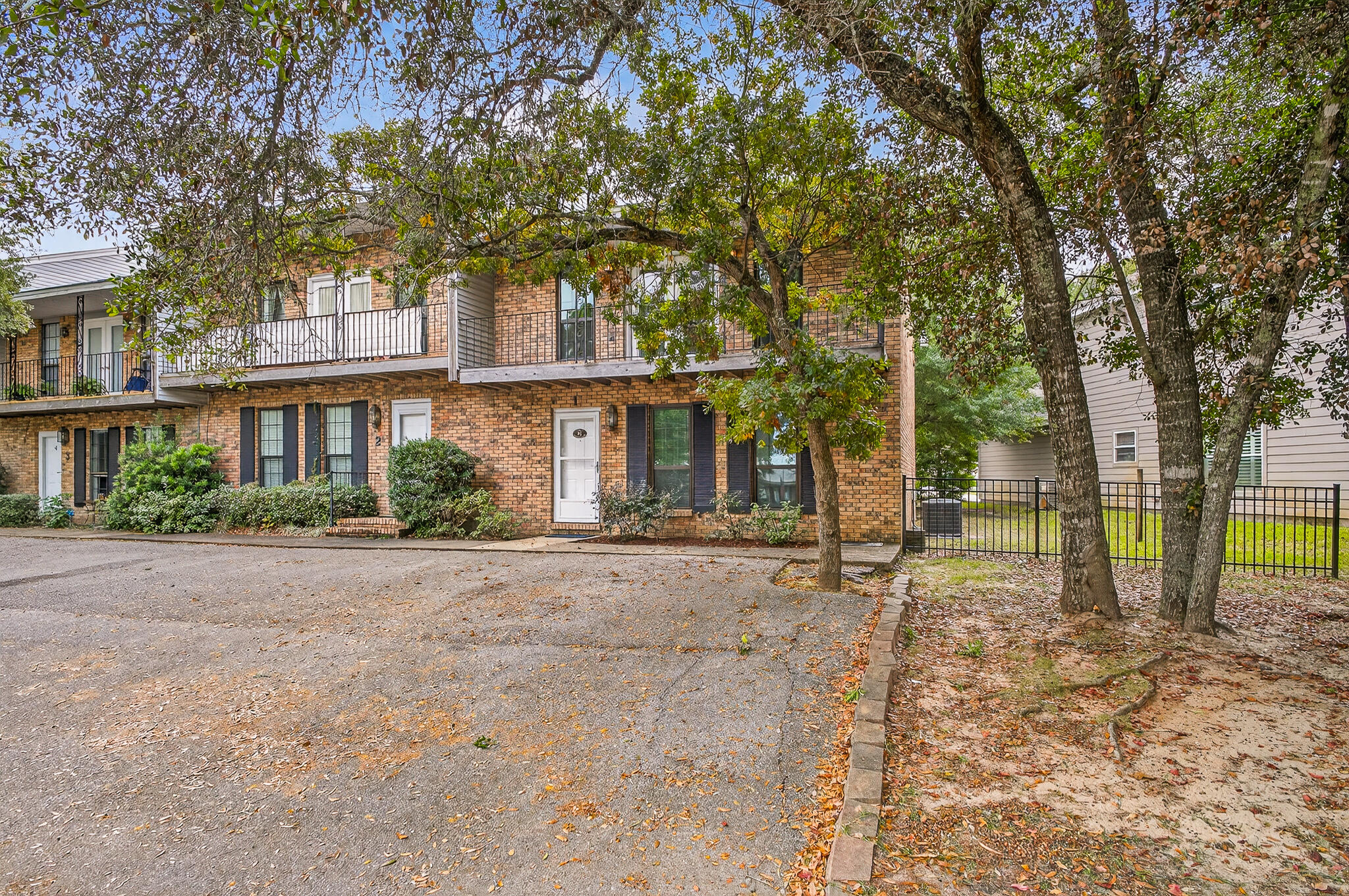 96 NE Yacht Club Drive UNIT 1