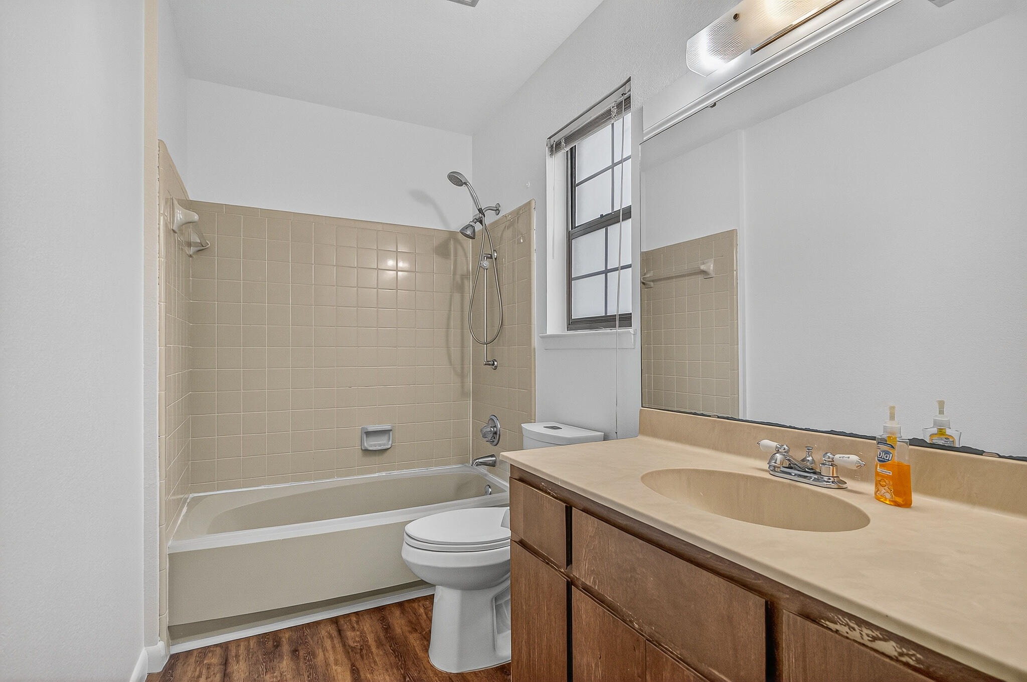 96 NE Yacht Club Drive UNIT 1