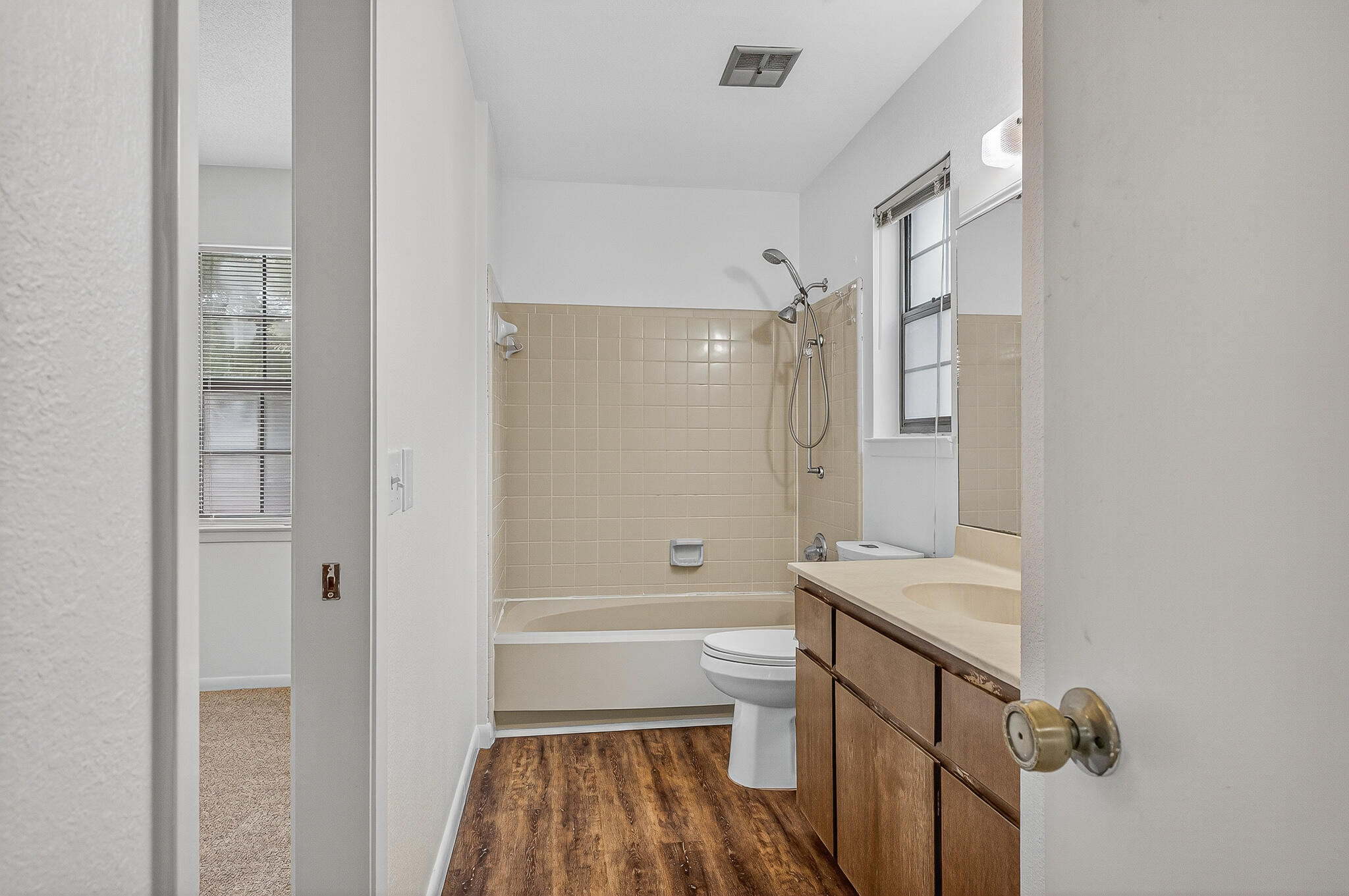 96 NE Yacht Club Drive UNIT 1