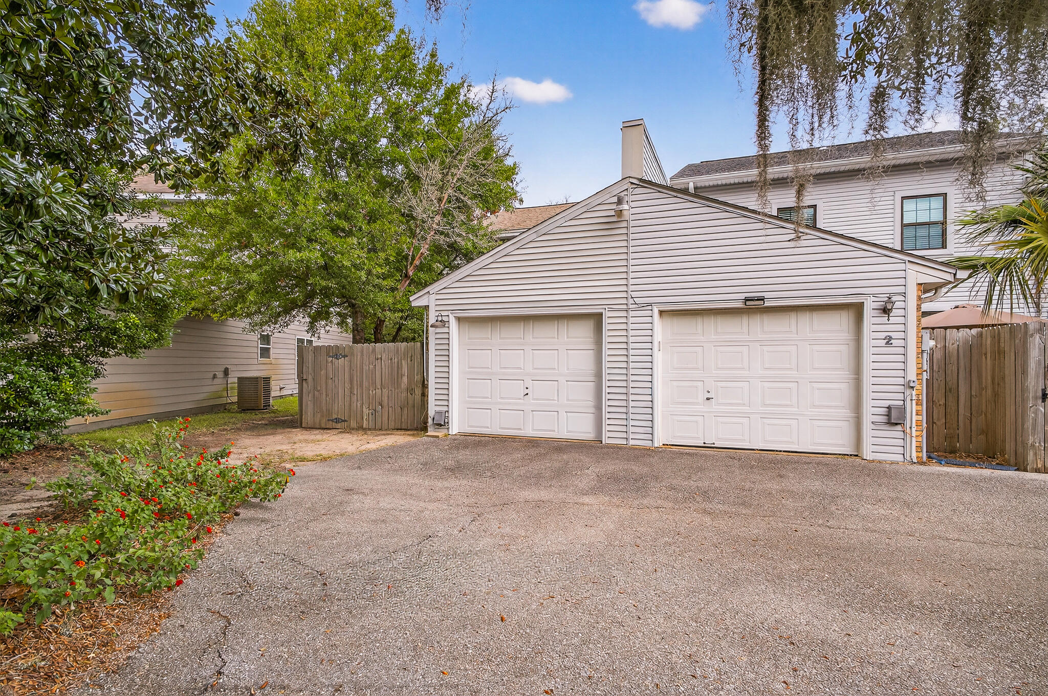 96 NE Yacht Club Drive UNIT 1