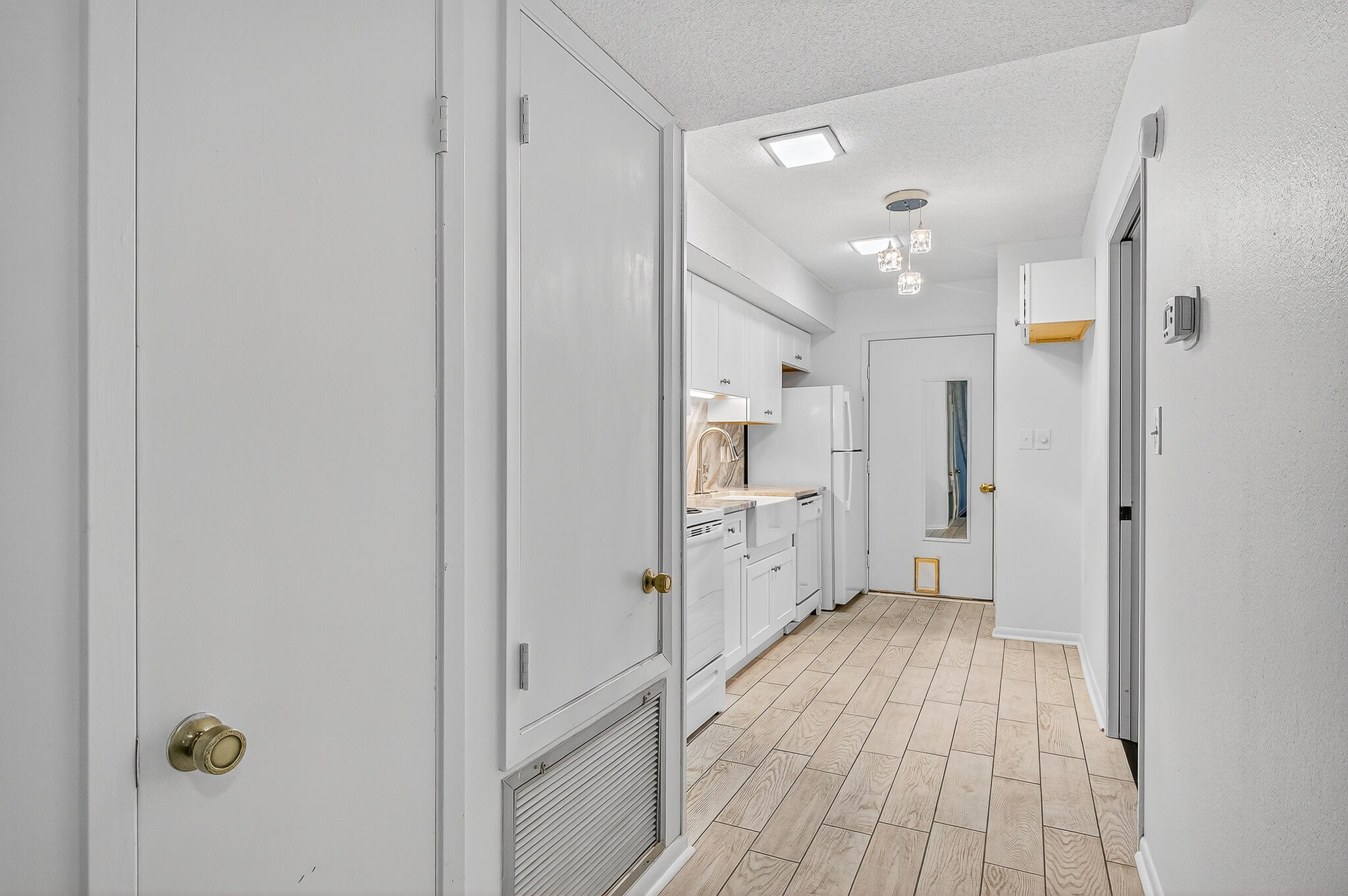 96 NE Yacht Club Drive UNIT 1