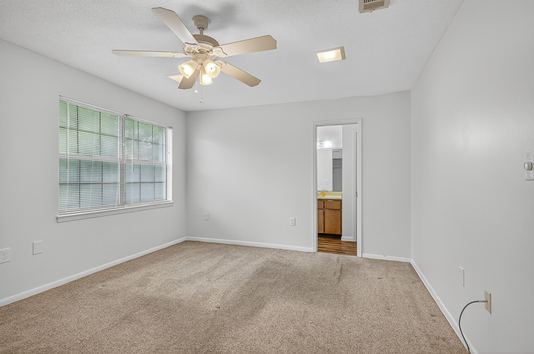 96 NE Yacht Club Drive UNIT 1