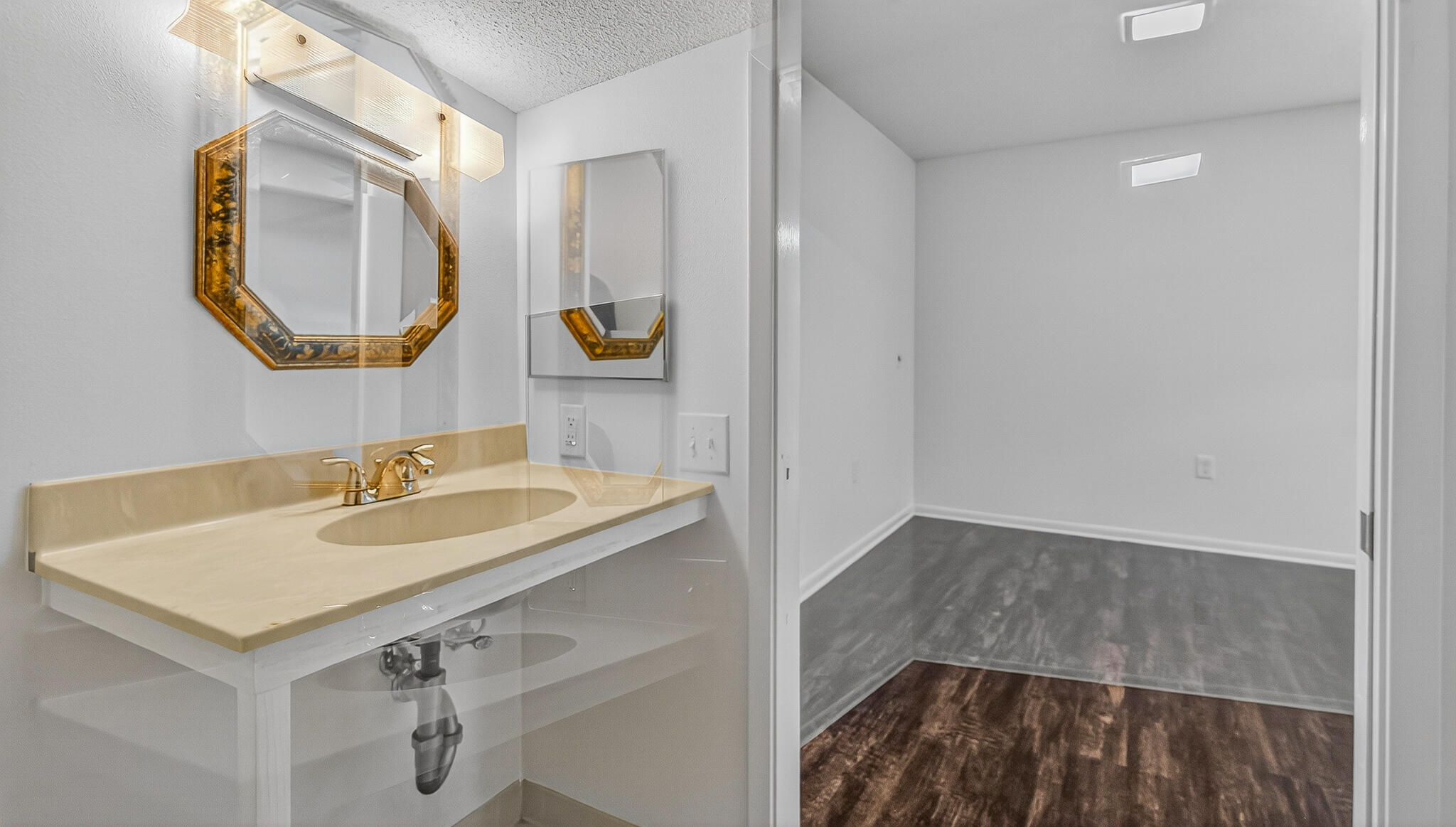 96 NE Yacht Club Drive UNIT 1