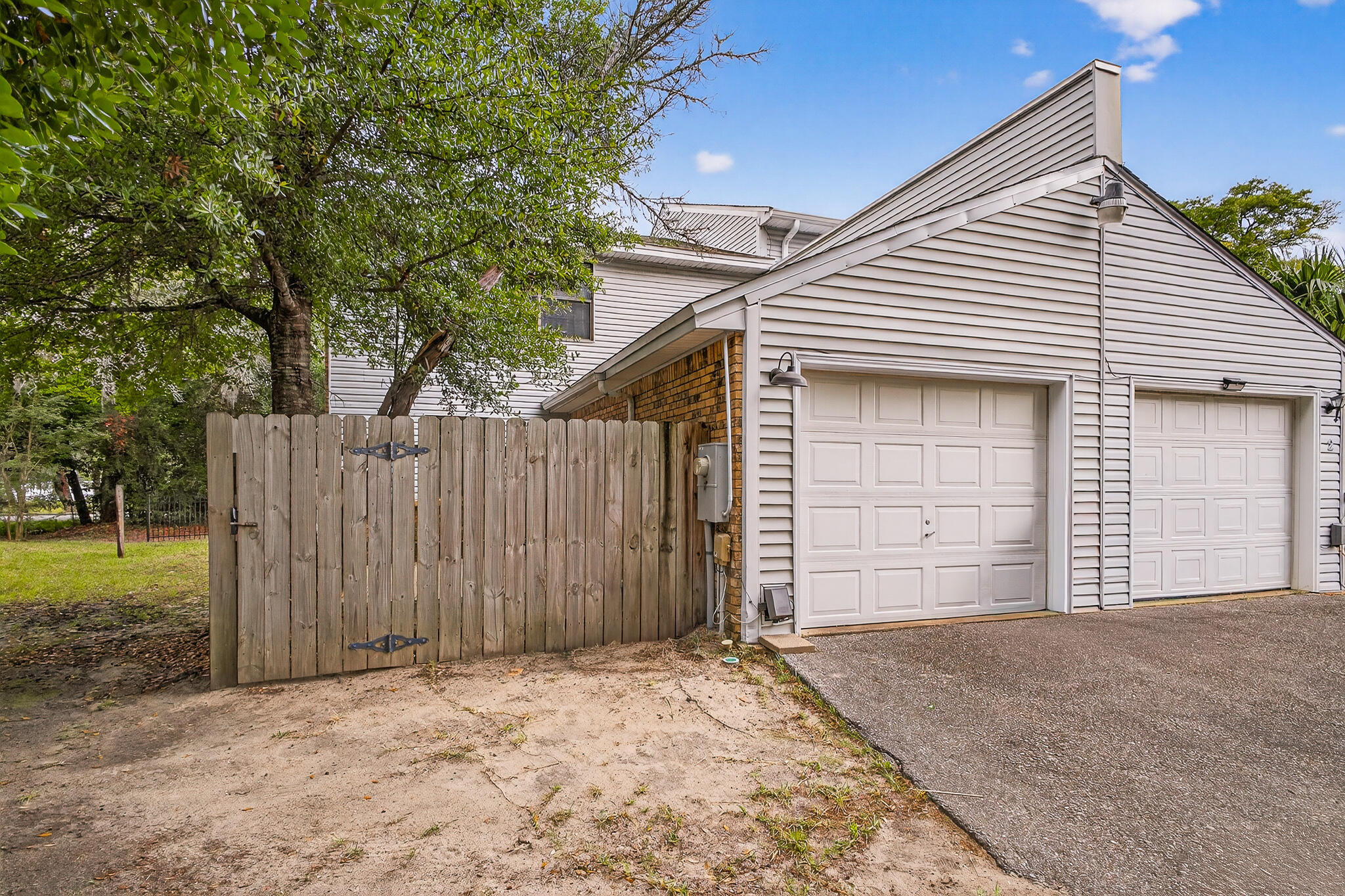 96 NE Yacht Club Drive UNIT 1