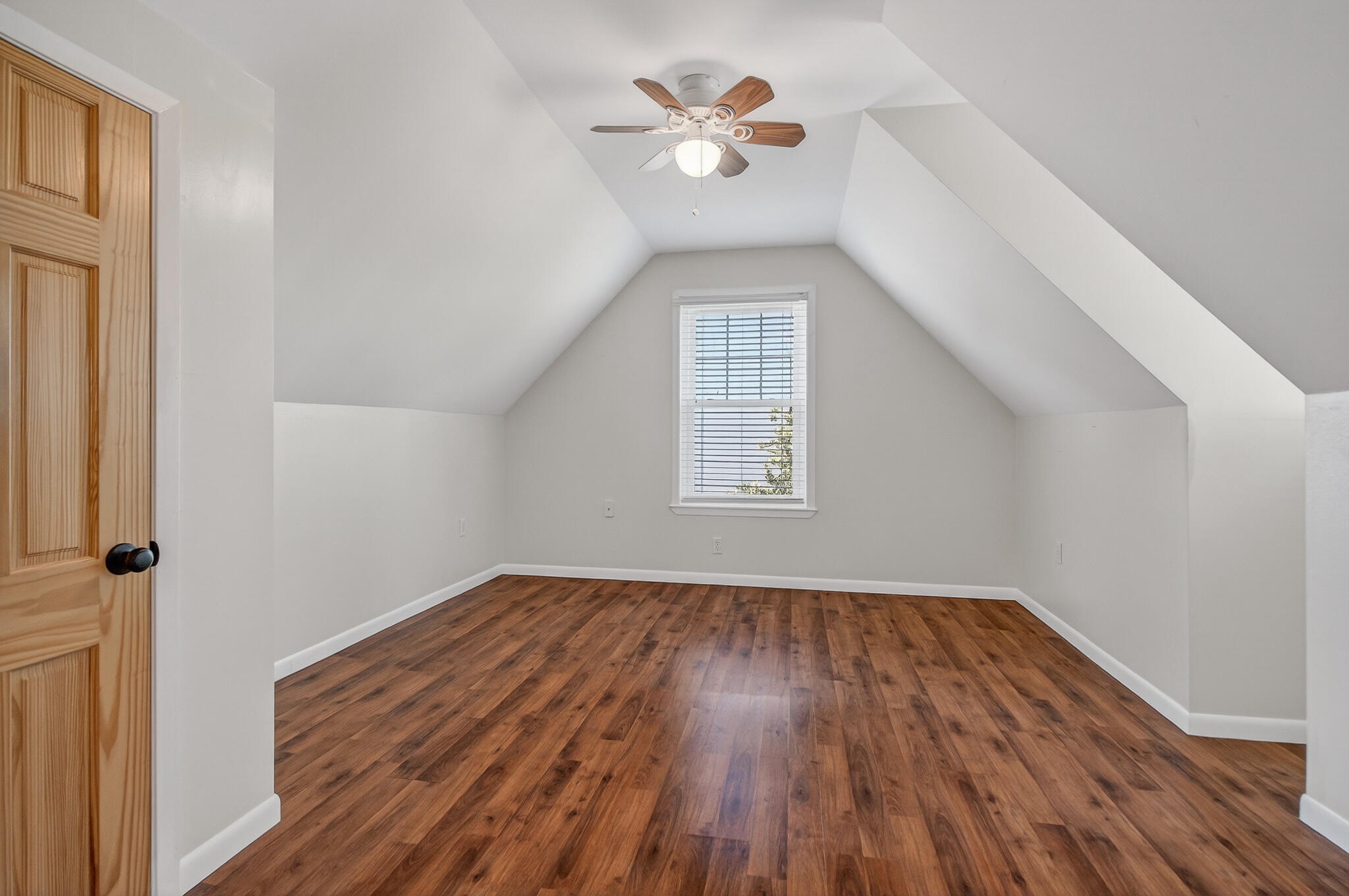 186 Bayshore Drive