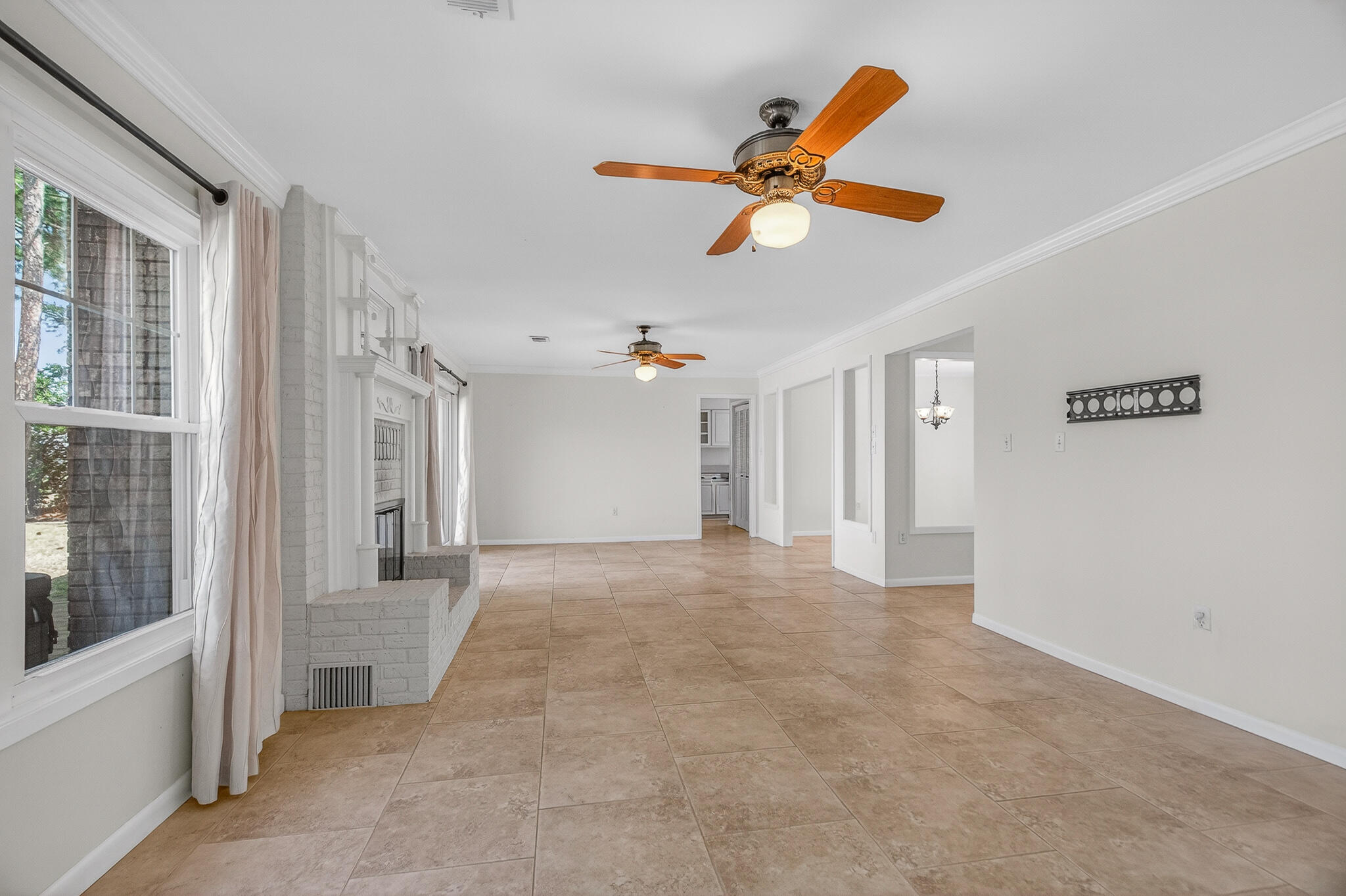 186 Bayshore Drive