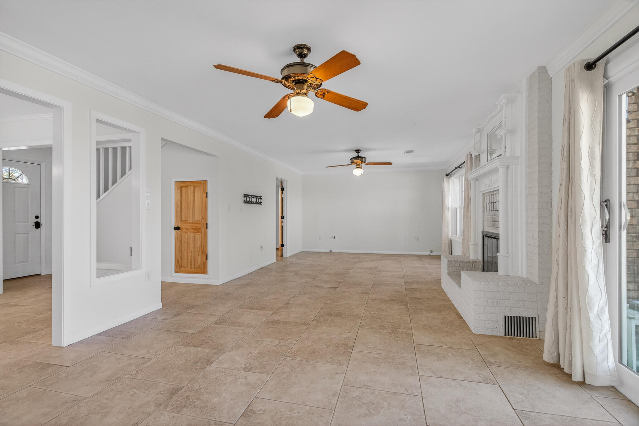186 Bayshore Drive