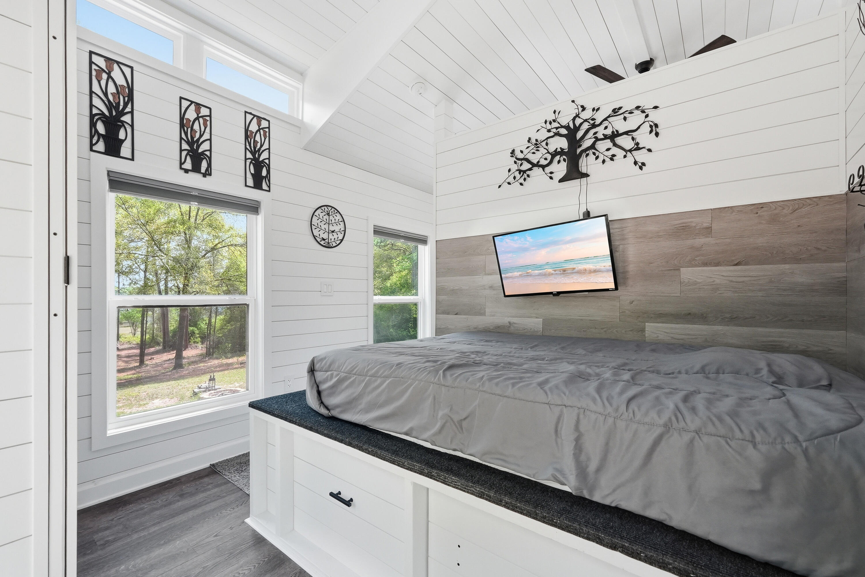 401 Holley King Road, DeFuniak Springs