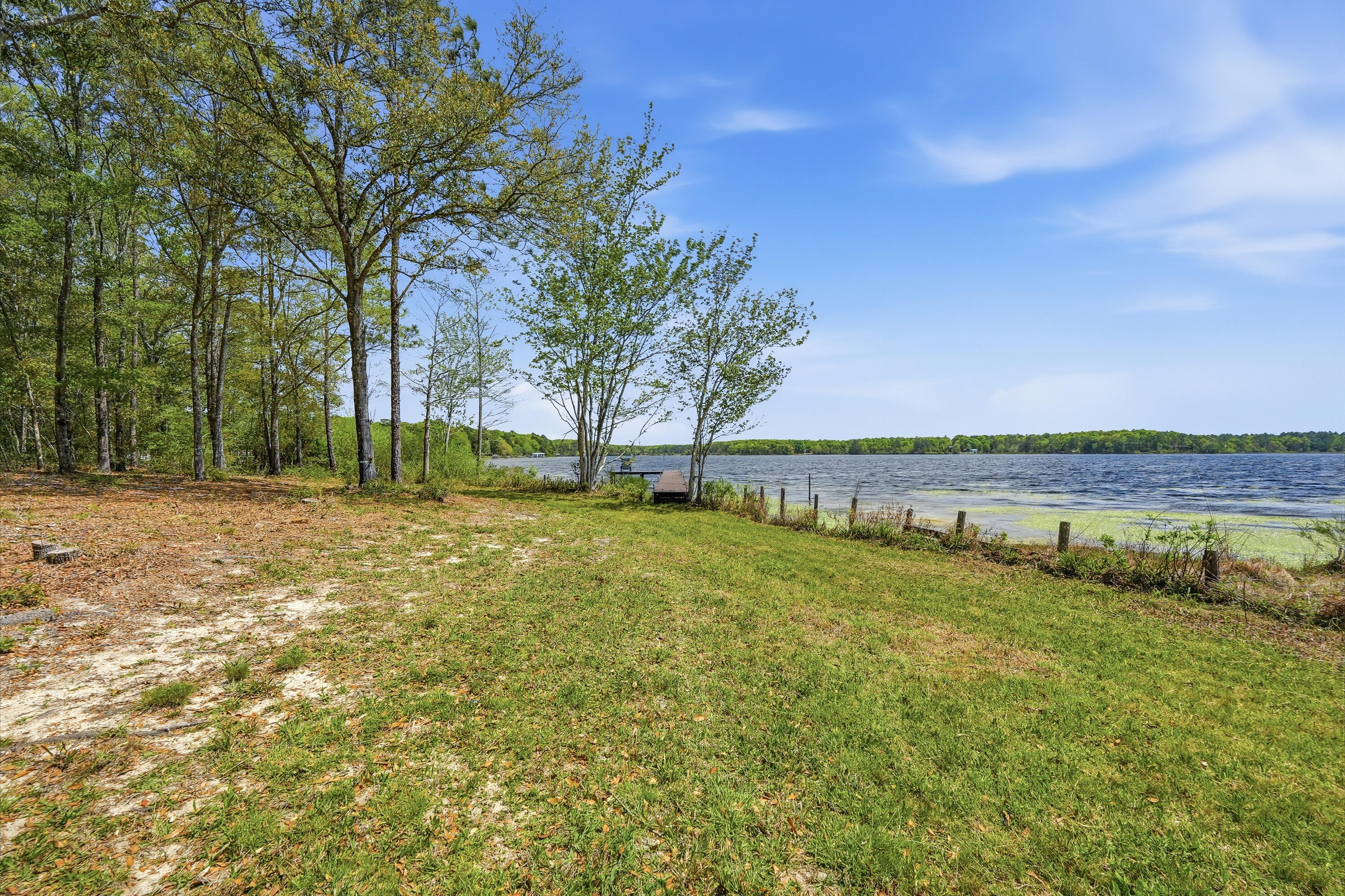 401 Holley King Road, DeFuniak Springs