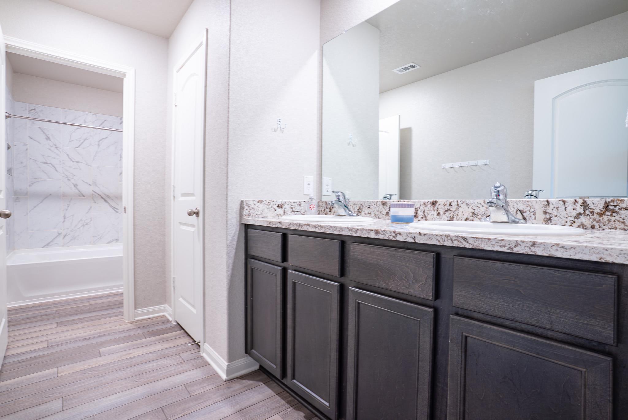 212 Star Spangled DR