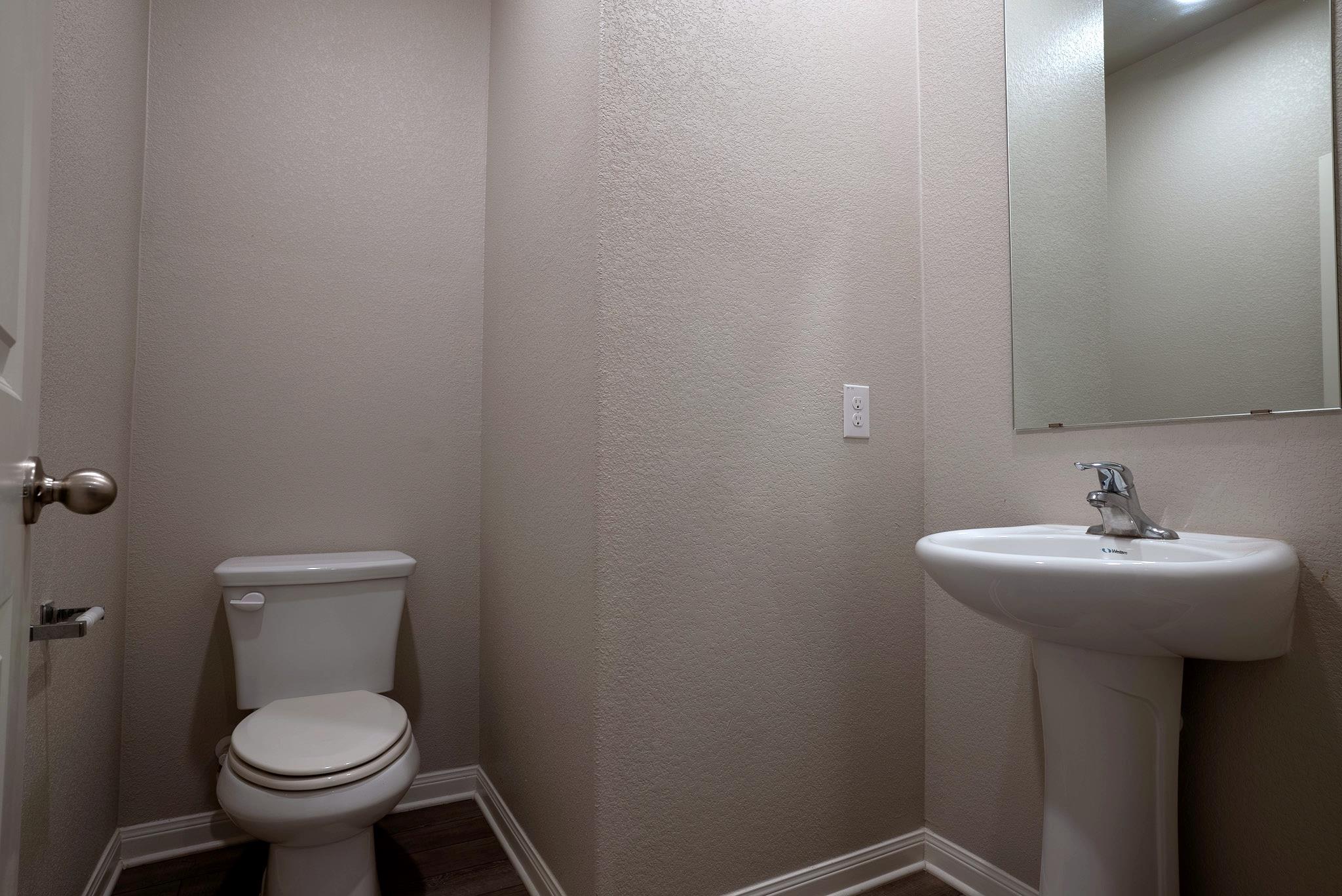 212 Star Spangled DR