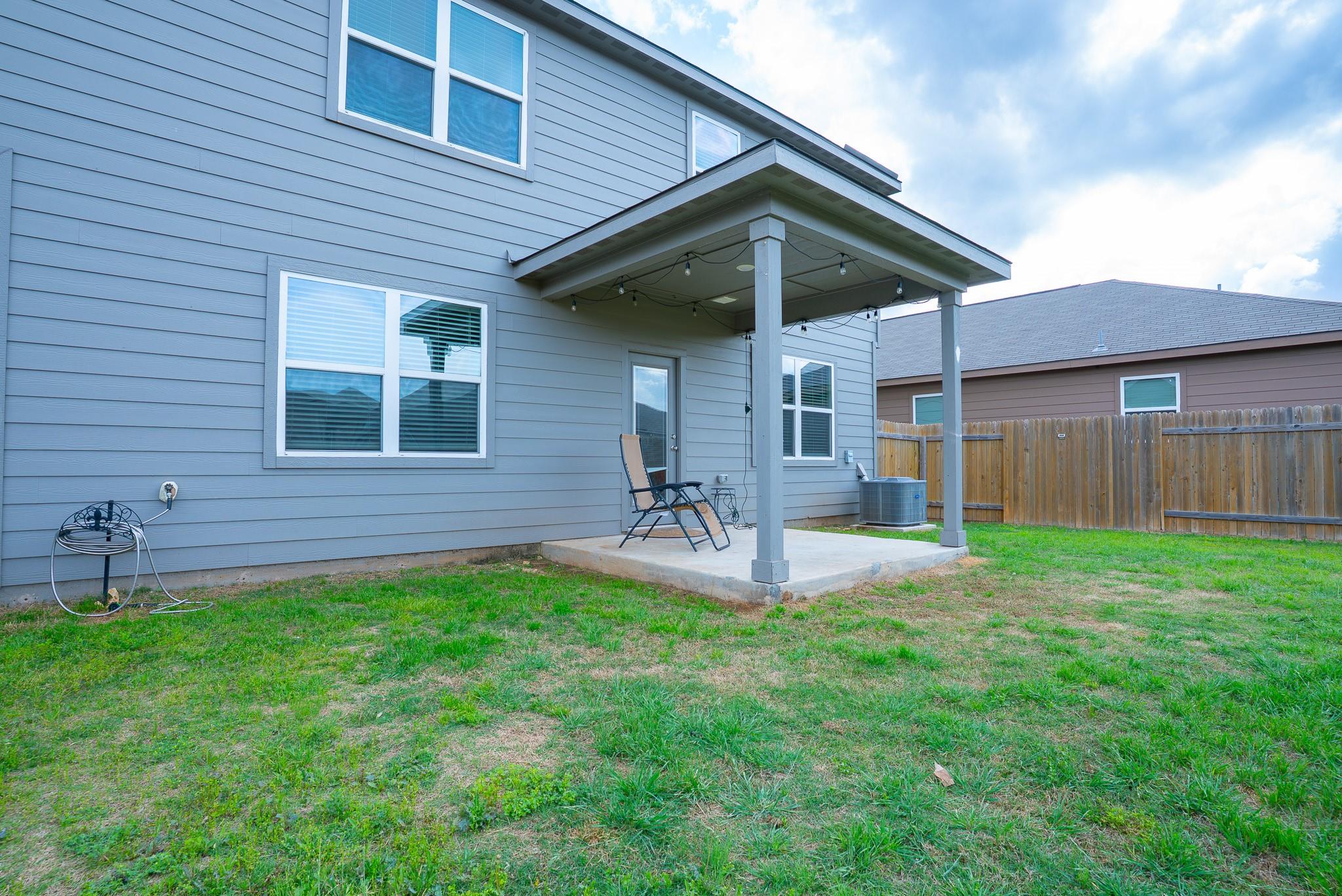 212 Star Spangled DR