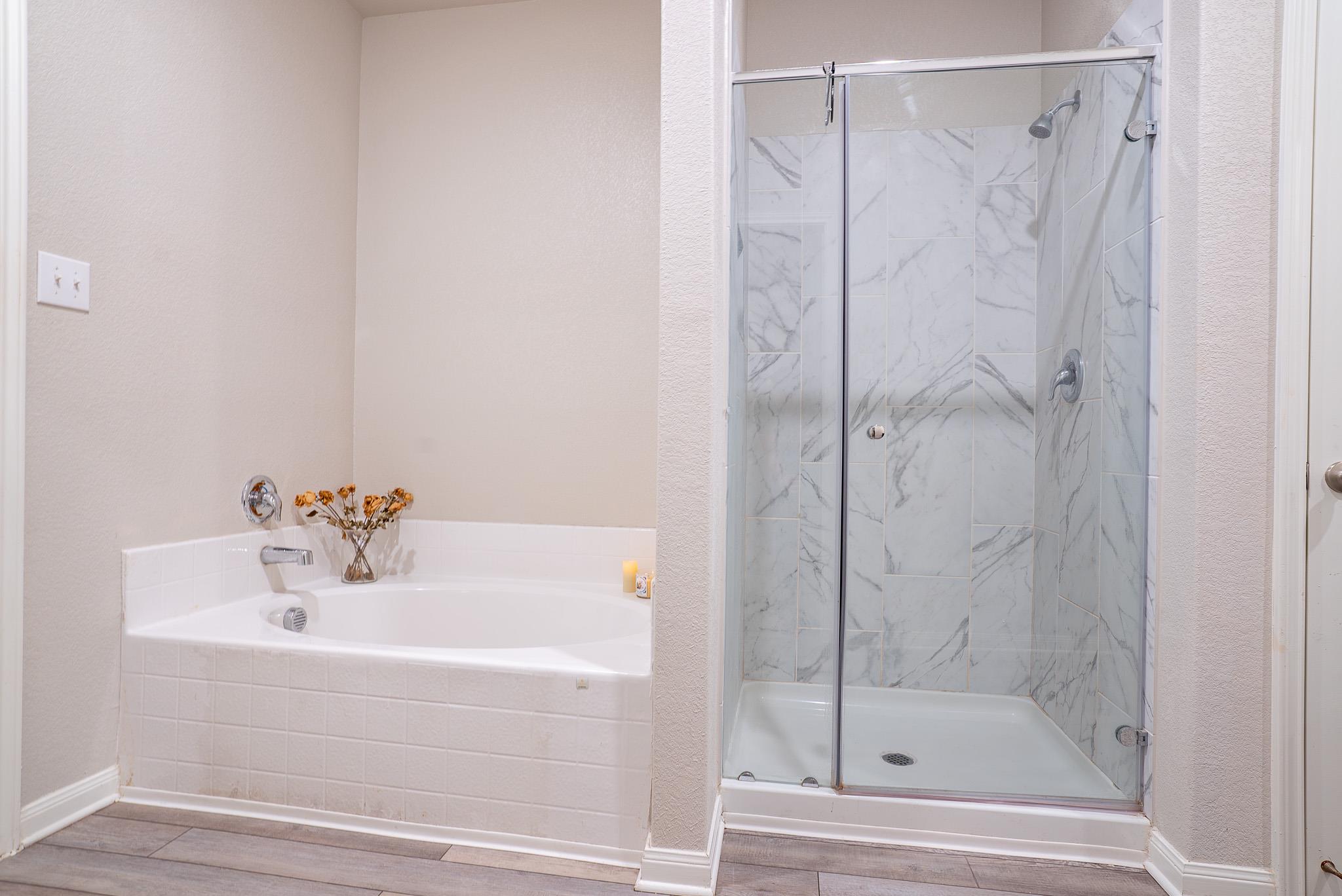 212 Star Spangled DR