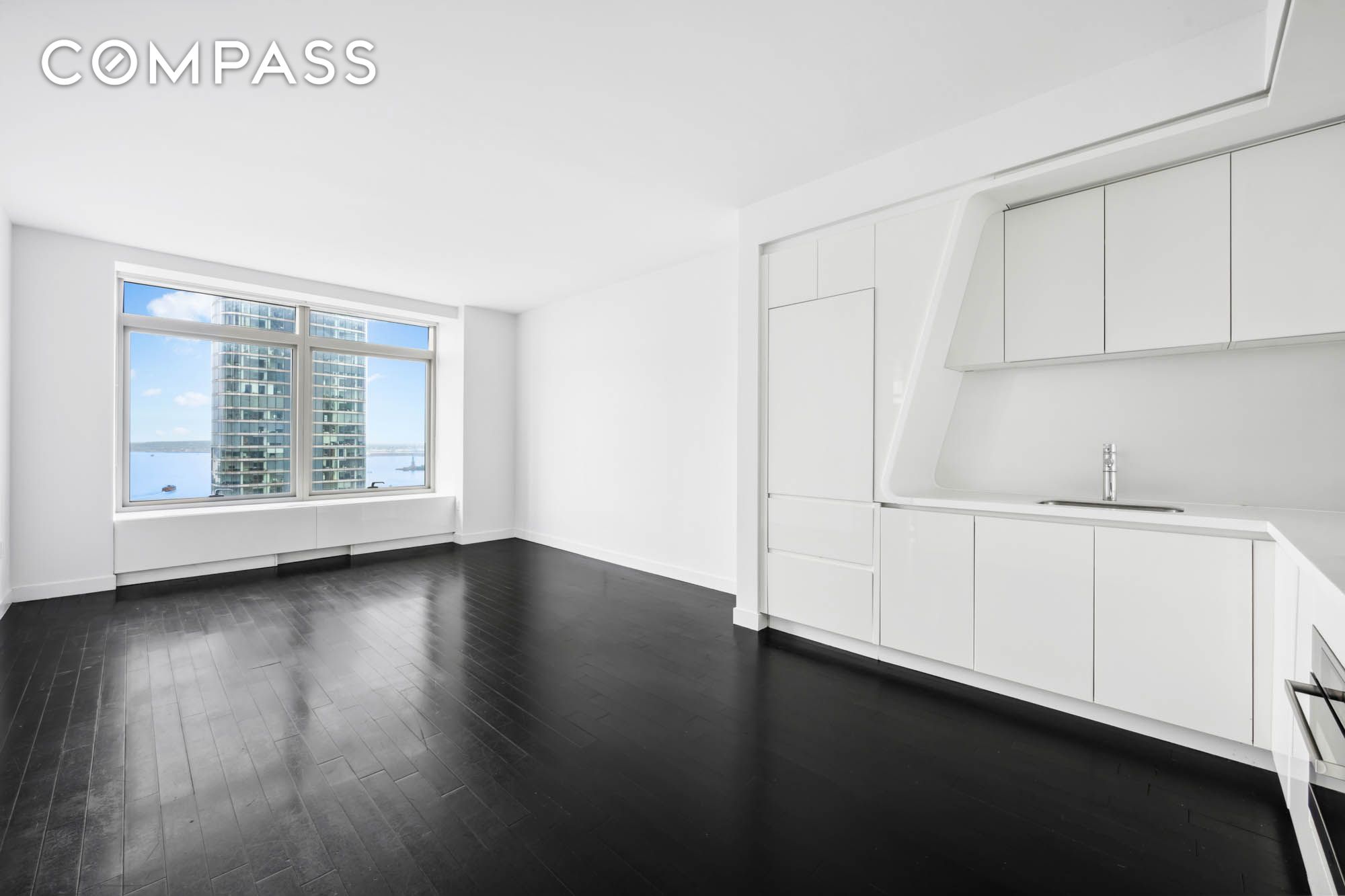 123 Washington Street PH53G