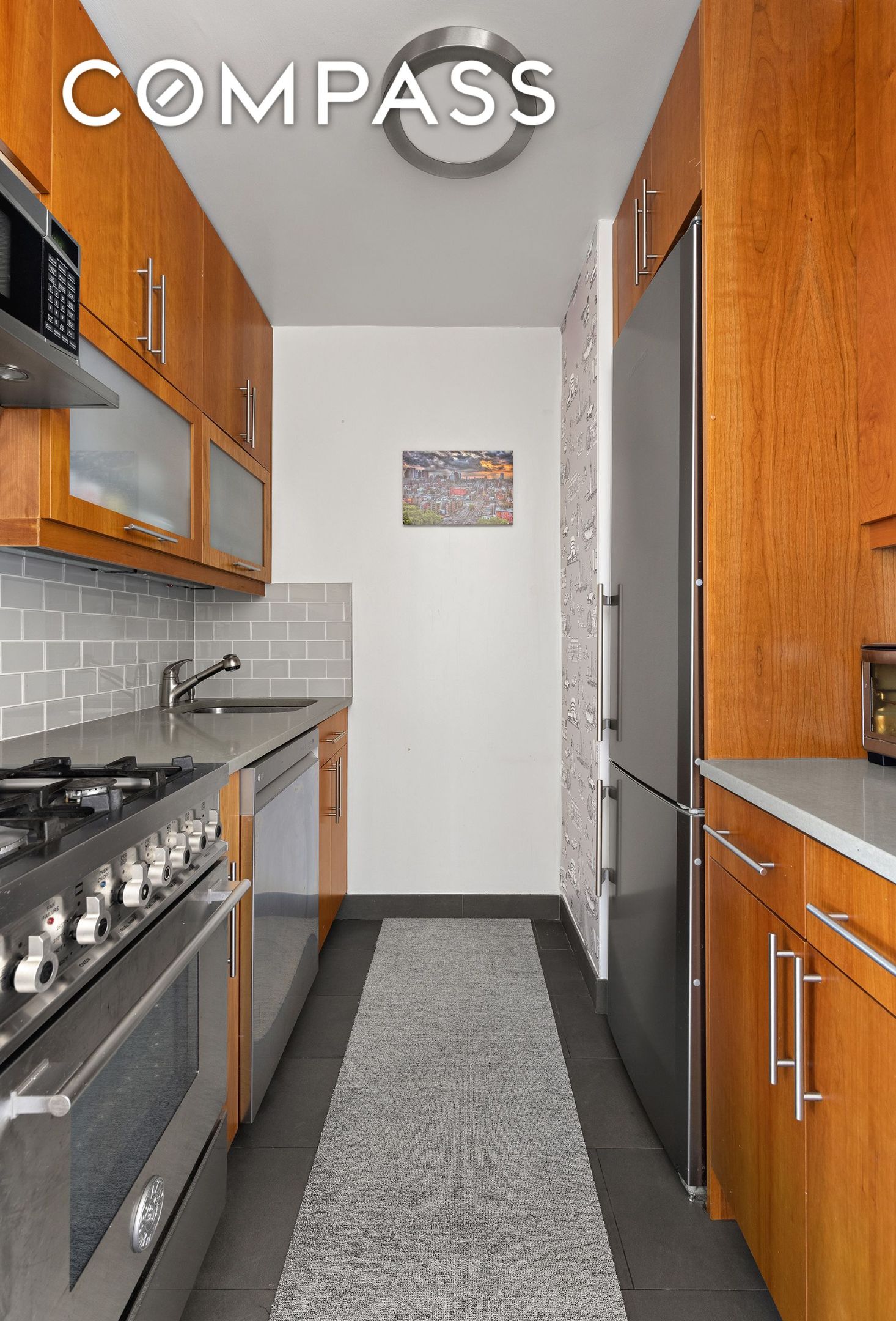 201 E 17th Street 18D